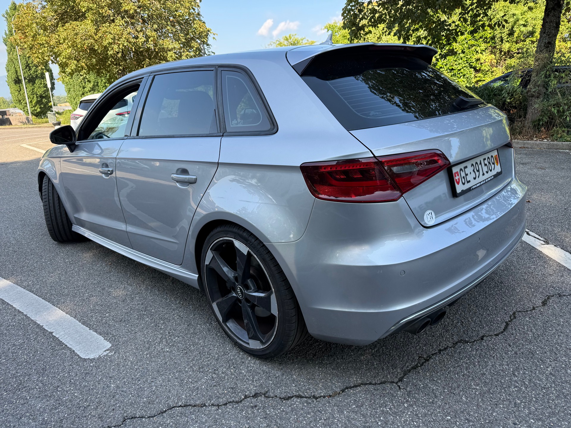 AUDI S3 Sportback S-Line 2.0 TFSI quattro S-tronic-showroom-element-1