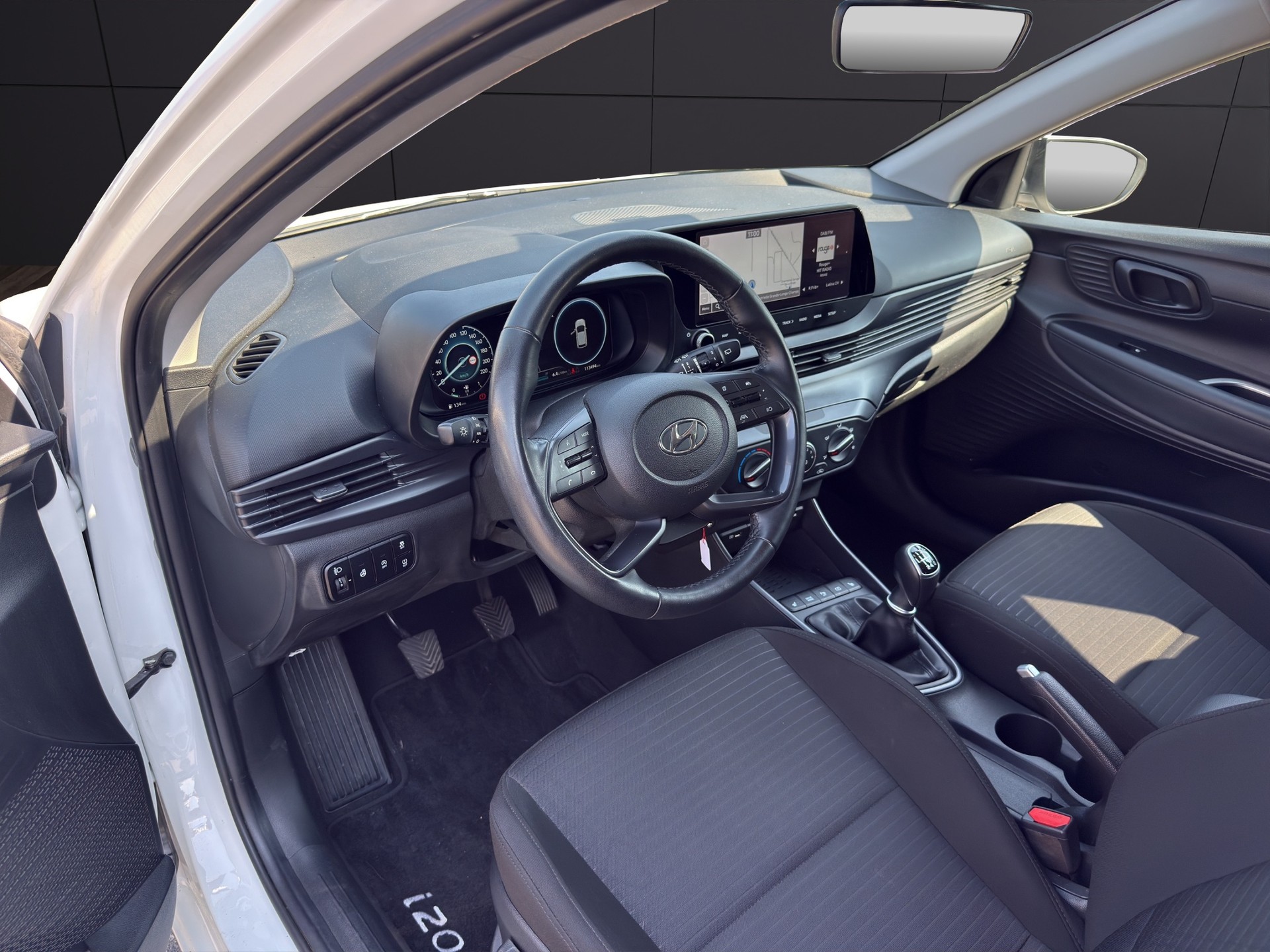 HYUNDAI i20 1.0 T-GDi Amplia-image-12