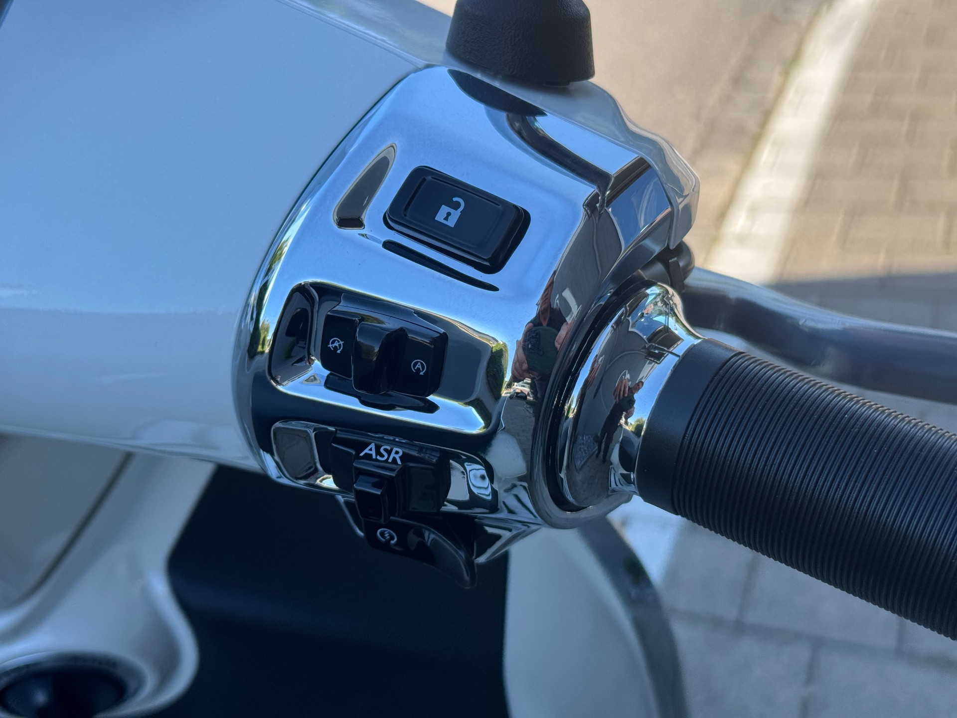 PIAGGIO Vespa GTS 125 Super RST Euro 5+-image-15