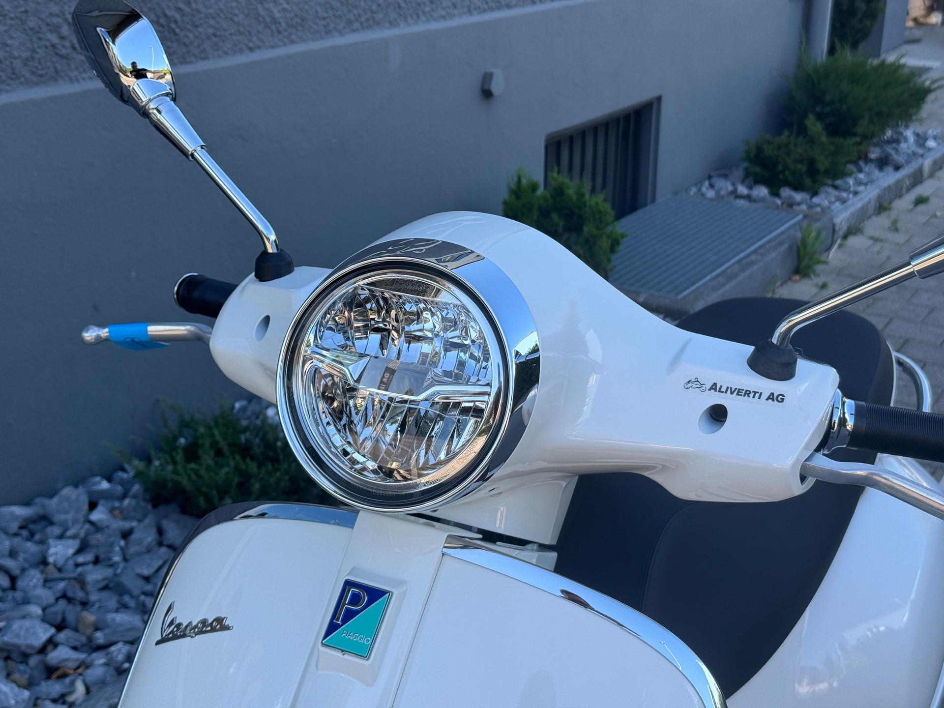 PIAGGIO Vespa GTS 125 Super RST Euro 5+-showroom-element-1