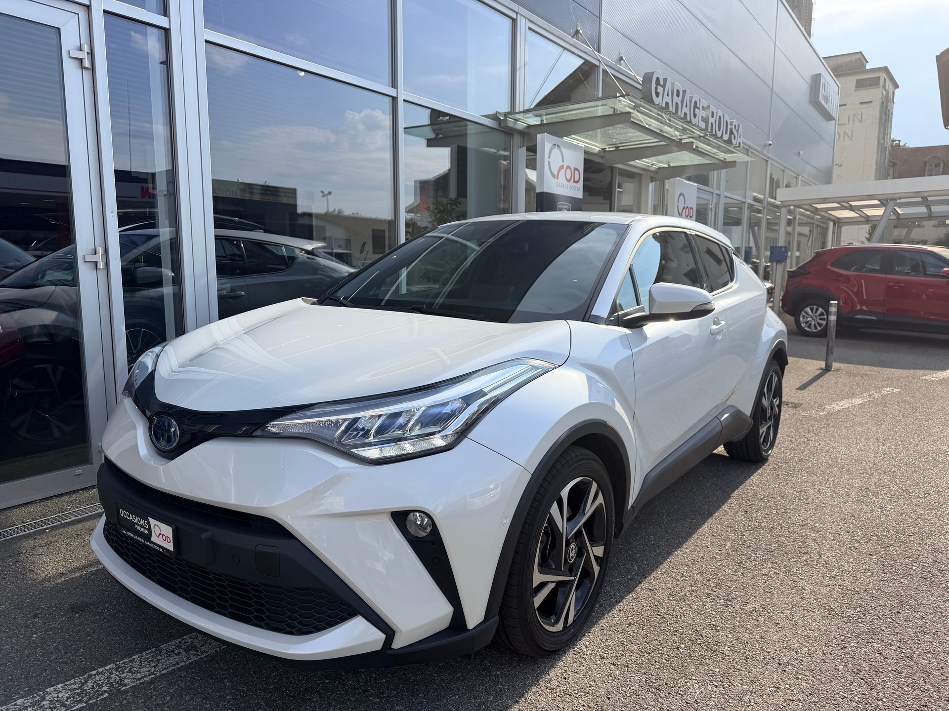 TOYOTA C-HR 2.0 HSD CVT Trend