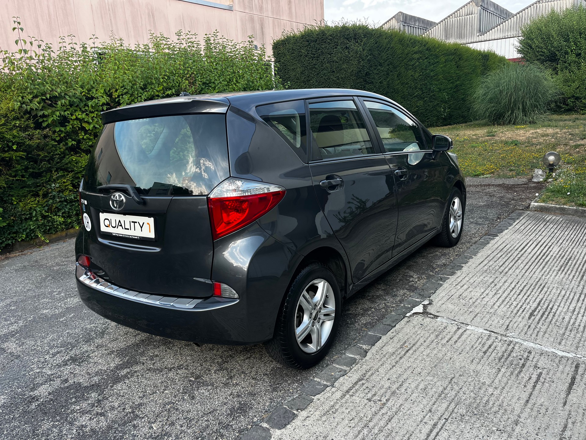 TOYOTA Verso-S 1.33 Linea Luna Multidrive S-image-3