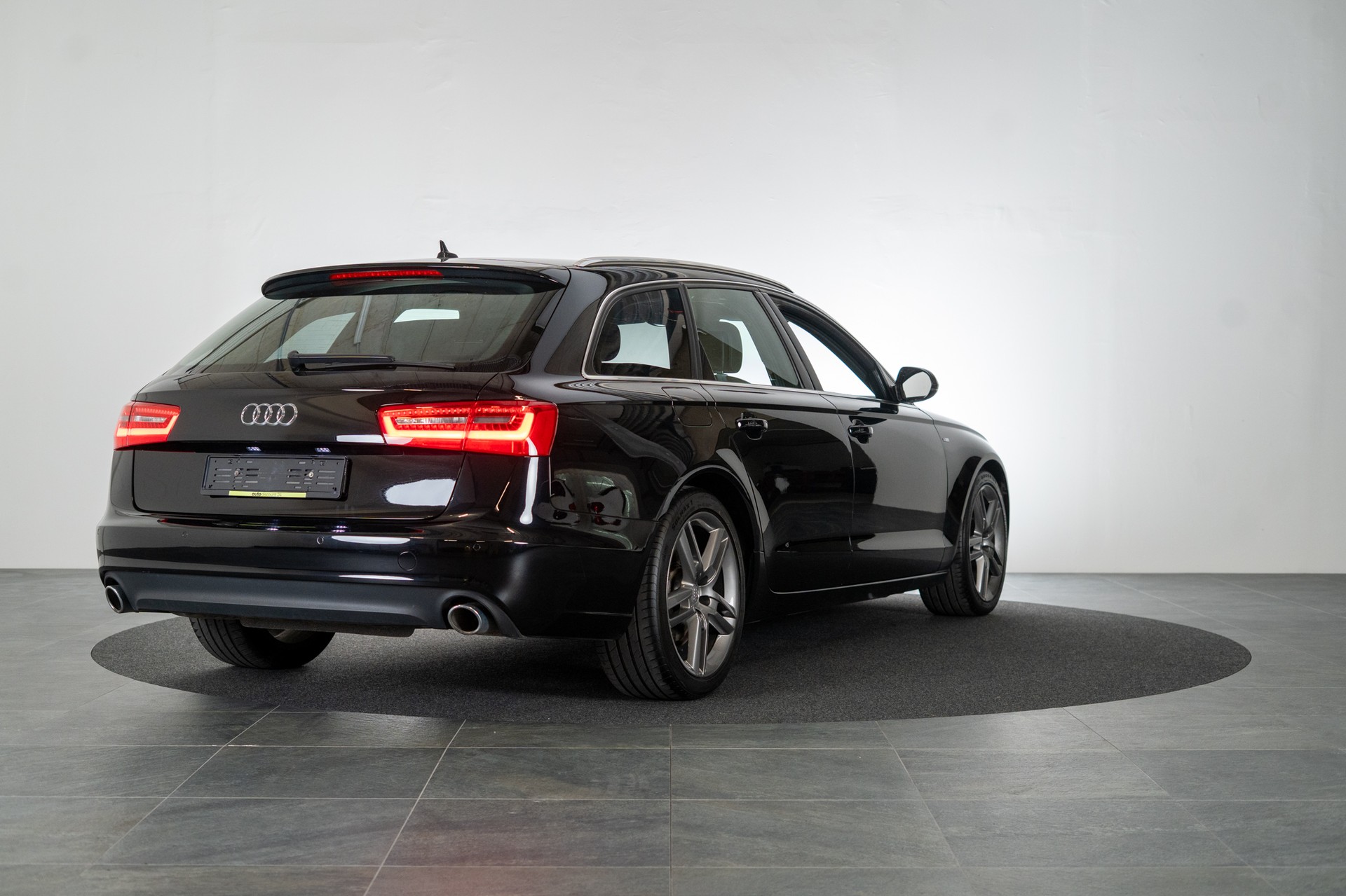 AUDI A6 Avant 3.0 V6 TDI 204 quattro S-Tr. / CH-Fahrzeug / Tempomat / Virtual Cockpit-showroom-element-3