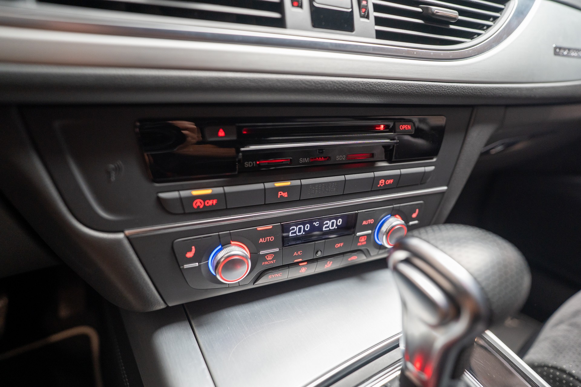 AUDI A6 Avant 3.0 V6 TDI 204 quattro S-Tr. / CH-Fahrzeug / Tempomat / Virtual Cockpit-image-20