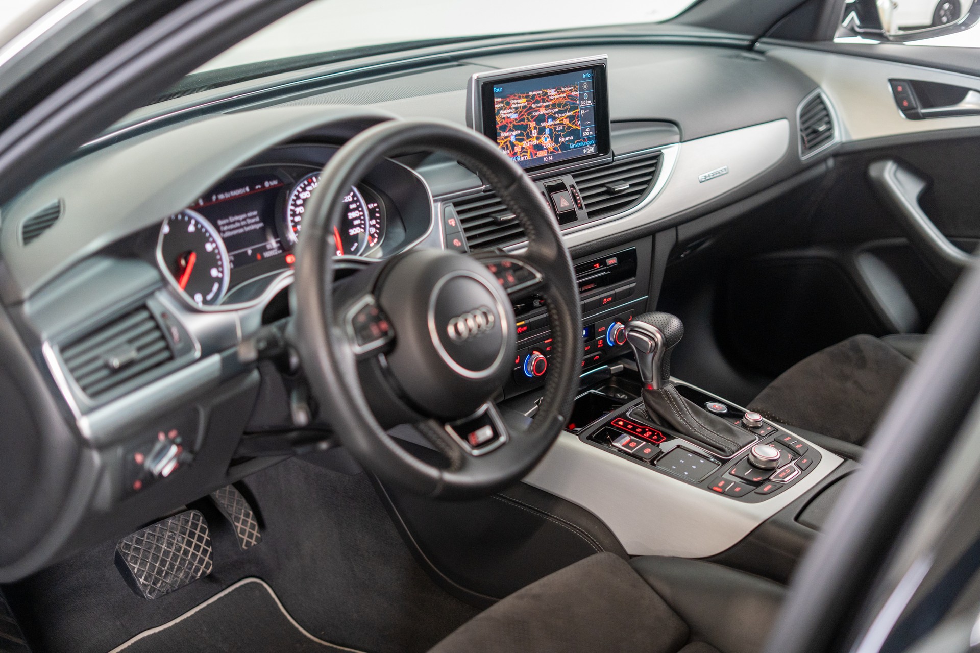 AUDI A6 Avant 3.0 V6 TDI 204 quattro S-Tr. / CH-Fahrzeug / Tempomat / Virtual Cockpit-image-9