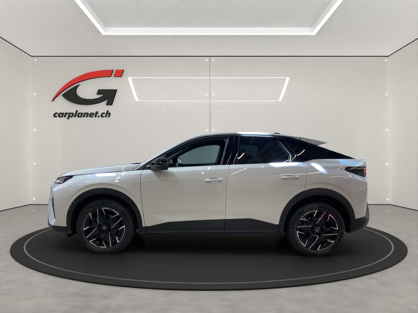 PEUGEOT 3008 1.2 Hybrid Allure-showroom-element-1