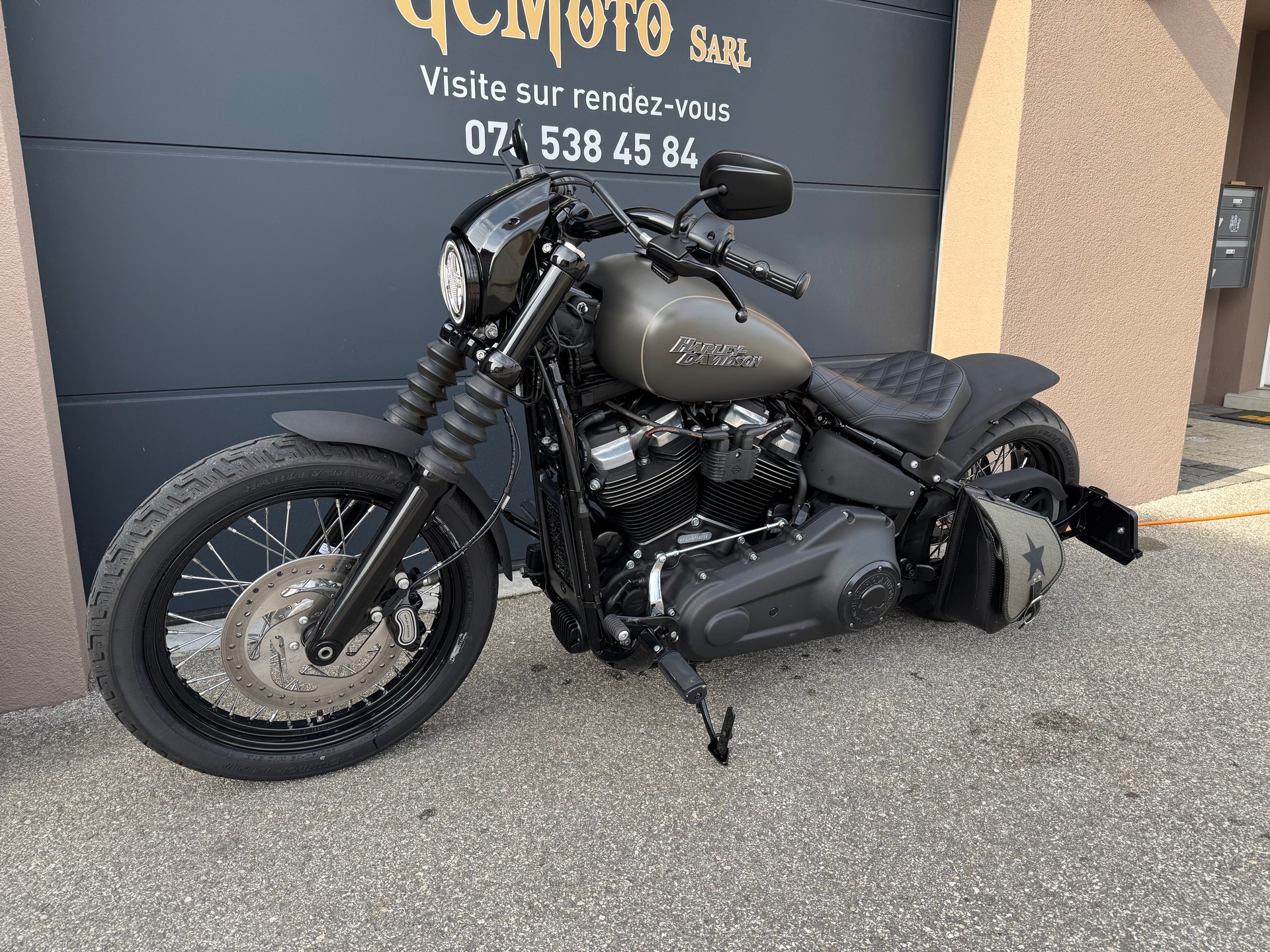 HARLEY-DAVIDSON FXBB Street Bob 107 ABS-showroom-element-3