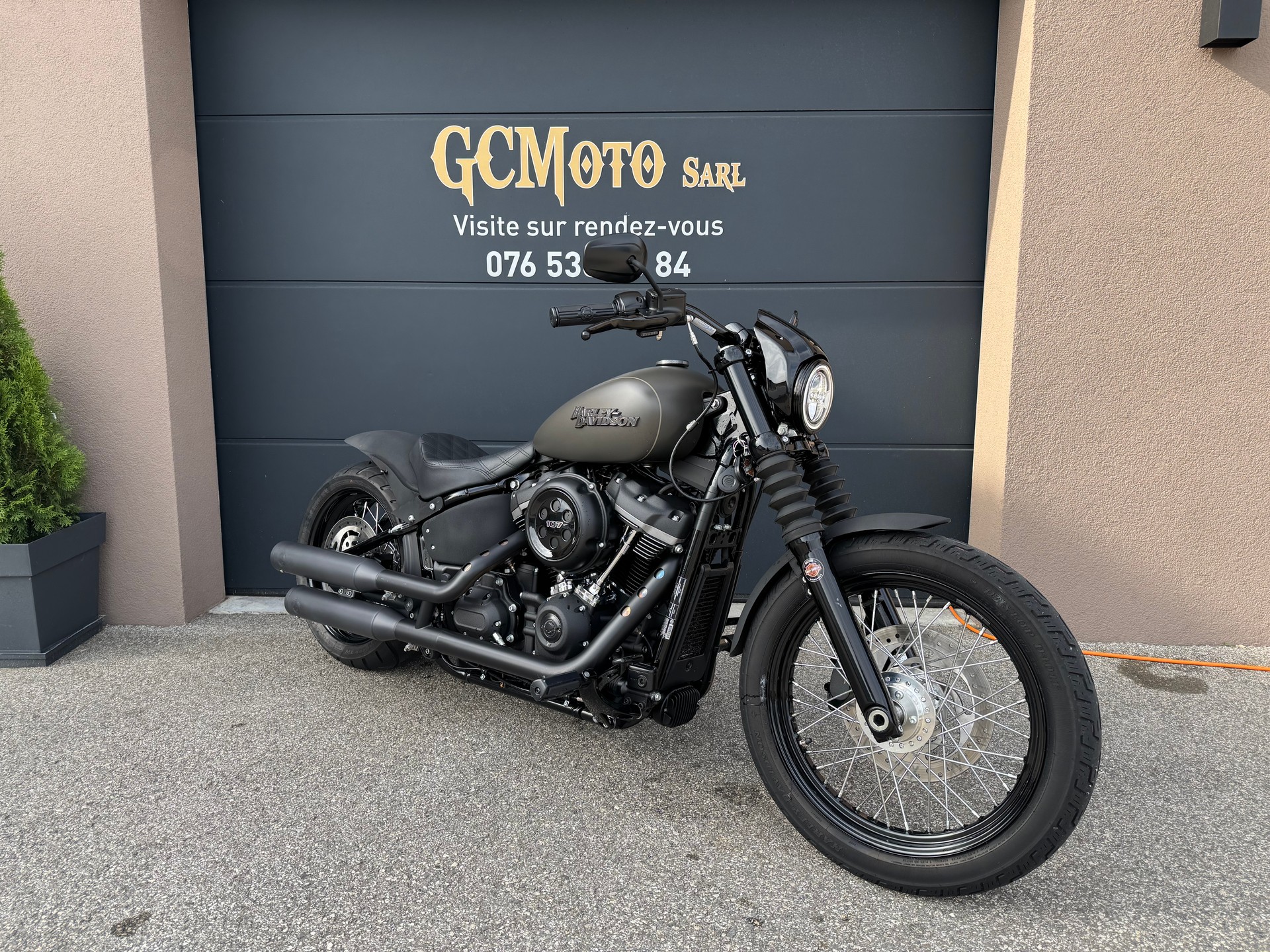 HARLEY-DAVIDSON FXBB Street Bob 107 ABS-showroom-element-1