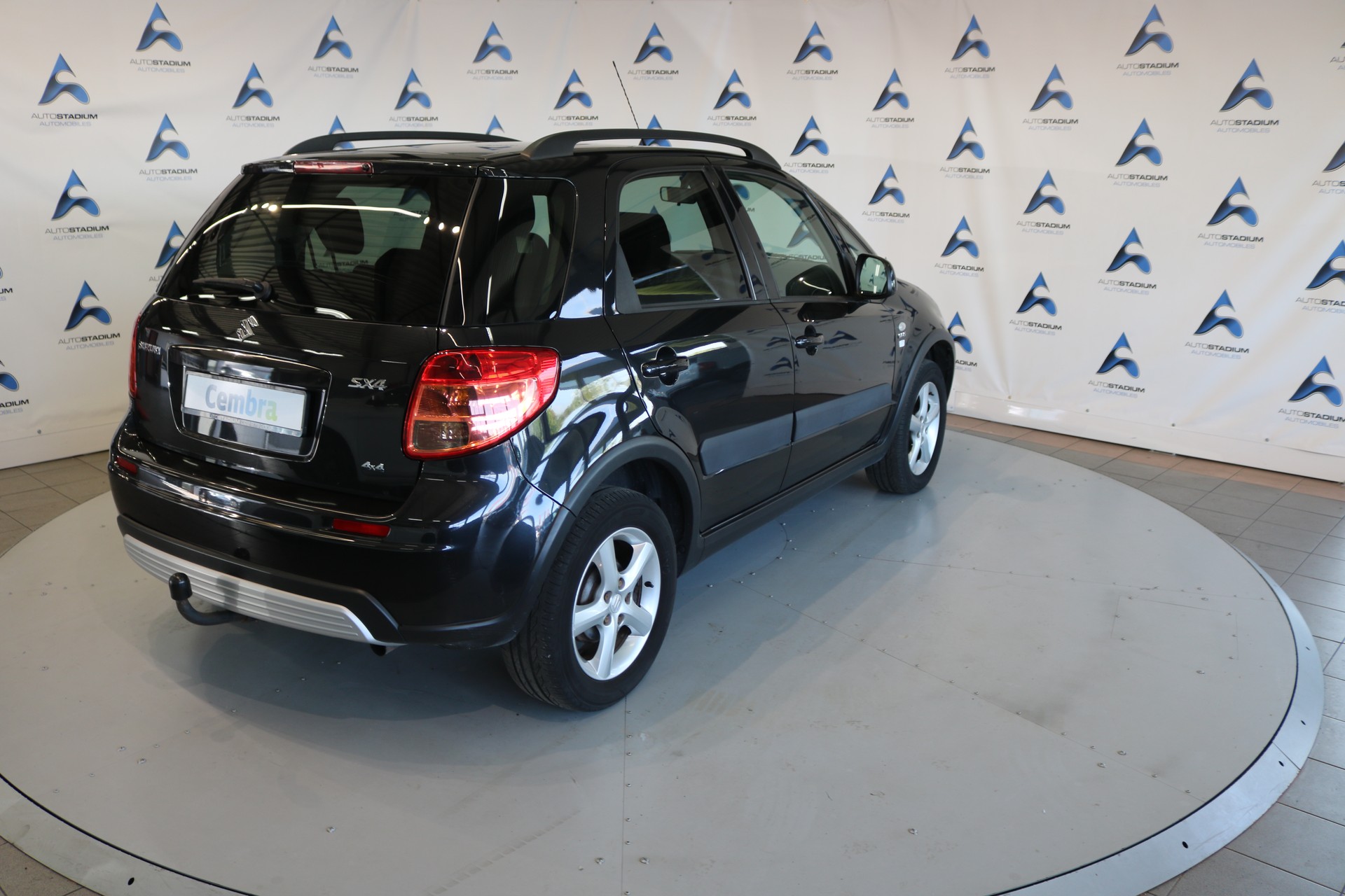 SUZUKI SX4 1.9 TD GL Top 4WD 100TH ANNIVERSARY-image-16