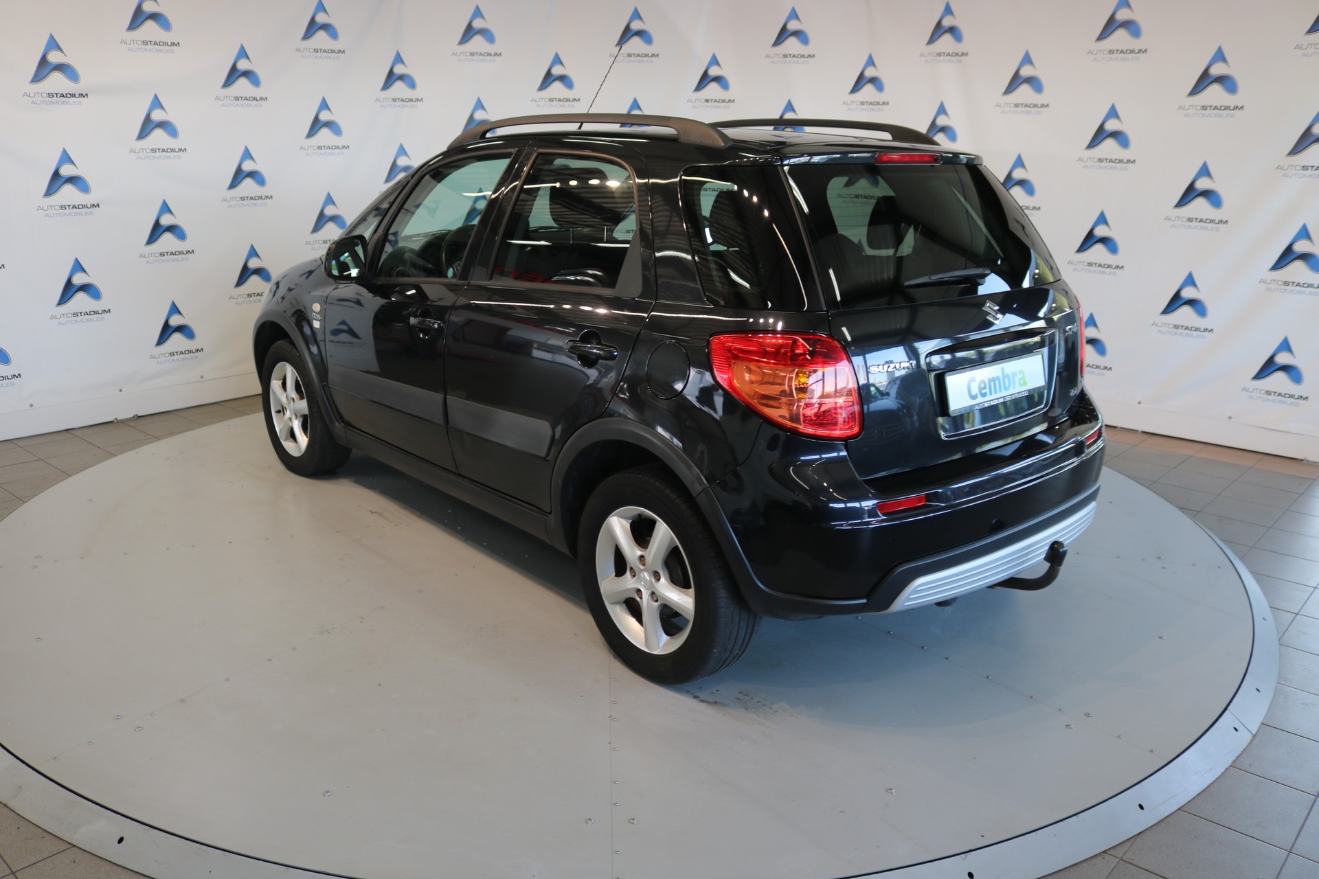 SUZUKI SX4 1.9 TD GL Top 4WD 100TH ANNIVERSARY-image-12