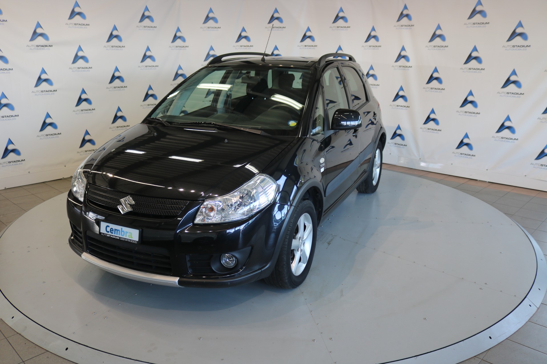 SUZUKI SX4 1.9 TD GL Top 4WD 100TH ANNIVERSARY-image-4