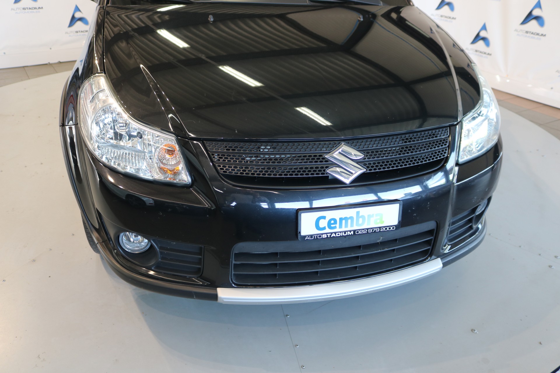 SUZUKI SX4 1.9 TD GL Top 4WD 100TH ANNIVERSARY-image-24