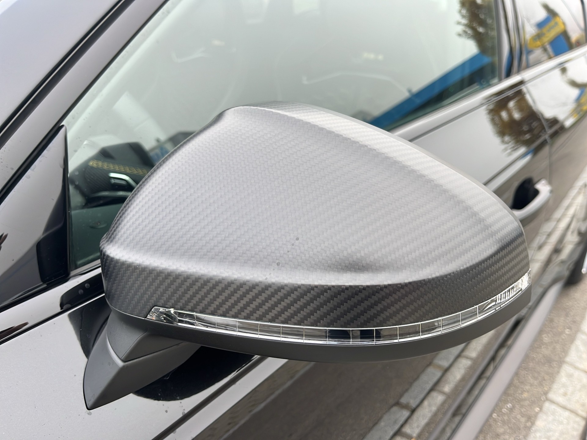 AUDI RS4 Avant 25 year edition quattro tiptronic*Limitiert Nr. 243 von 250 Stück, 470PS, Keramik-Bremsen, Head-up, (5-Jahre Garantie)-image-10
