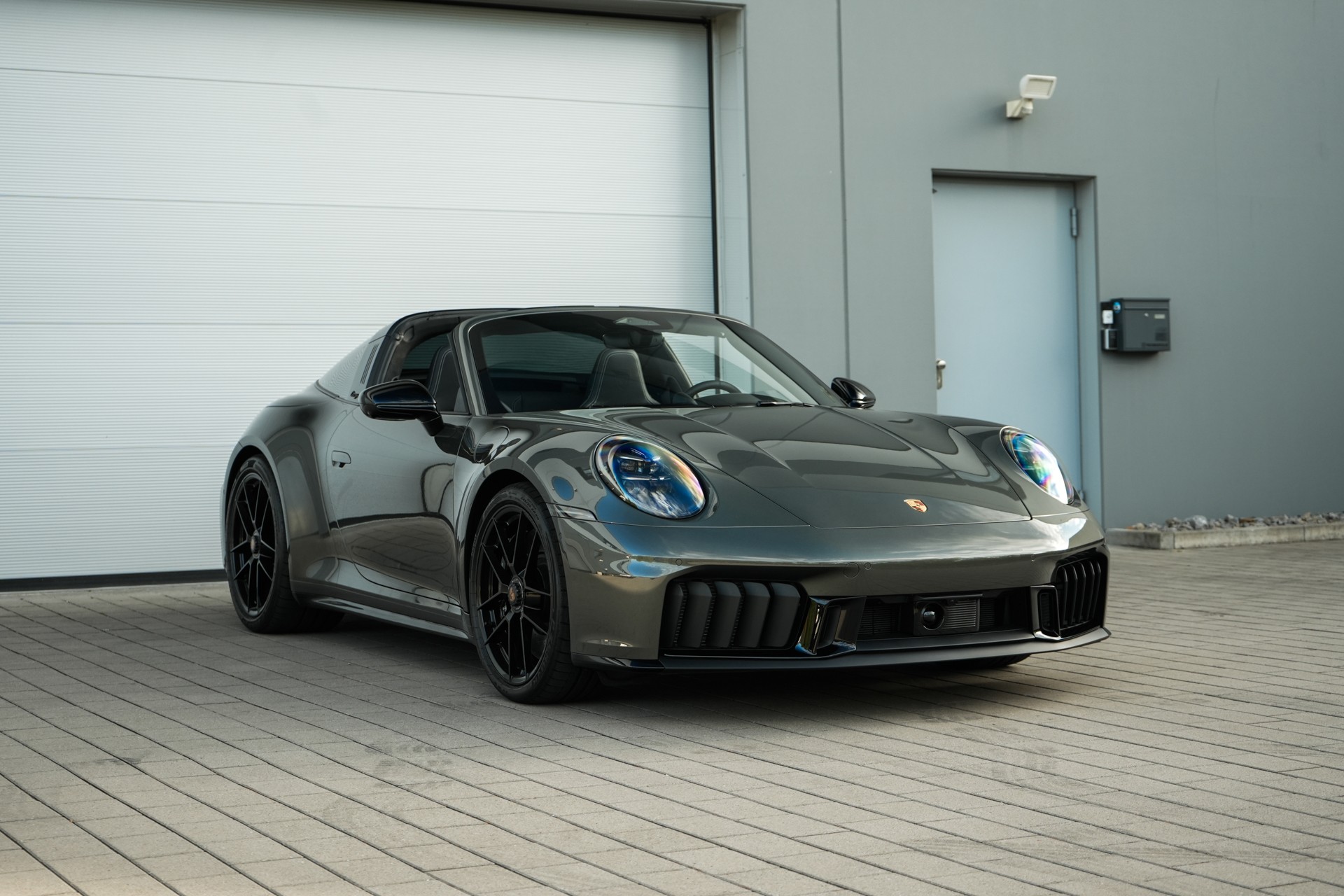 PORSCHE 911 Targa 4 GTS PDK-showroom-element-2
