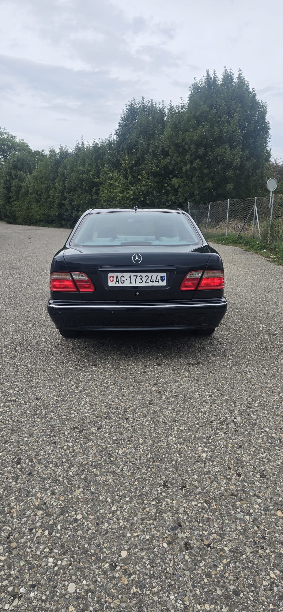 MERCEDES-BENZ E 280 Avantgarde 4-Matic Automatic-showroom-element-2