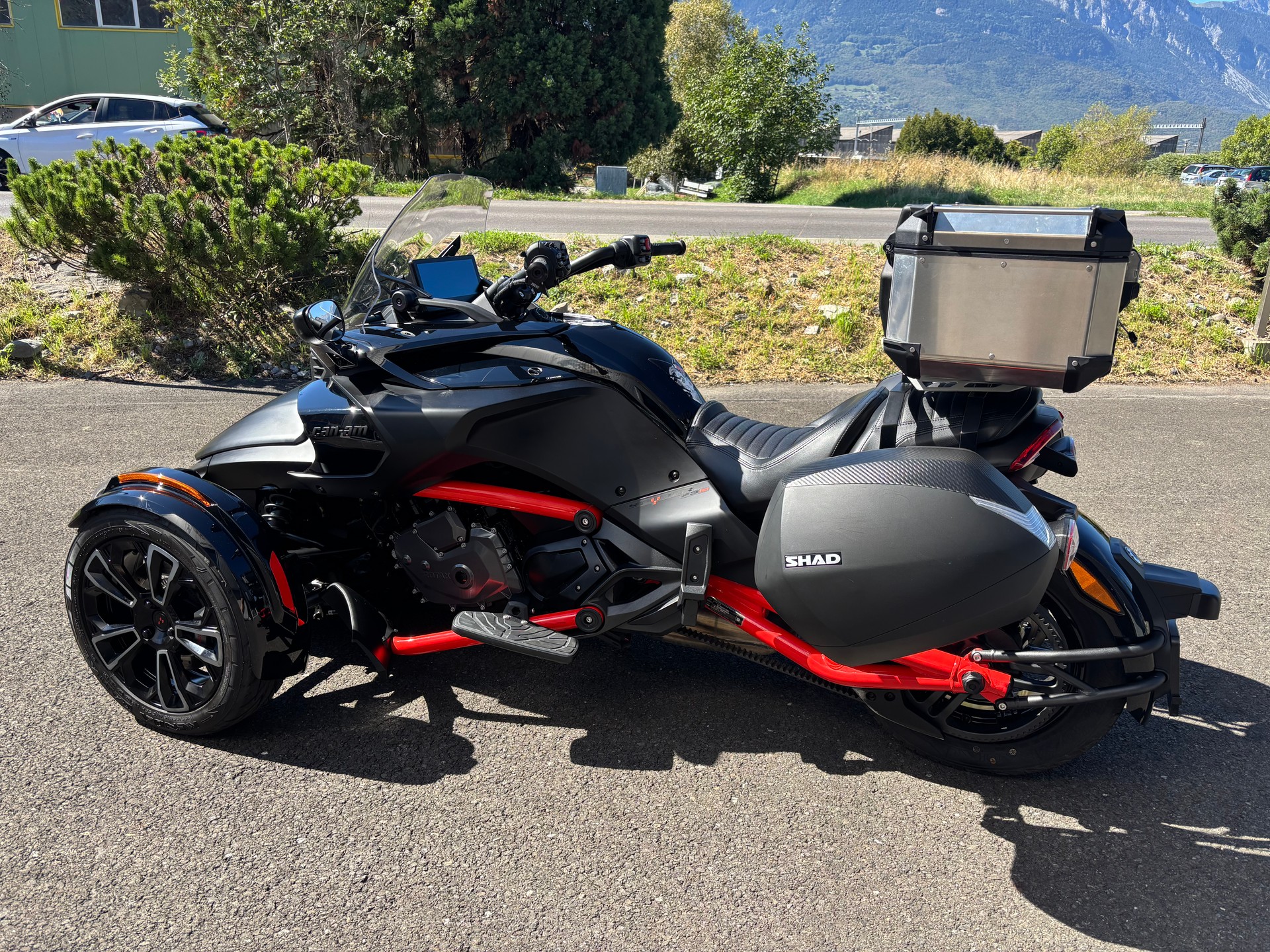 CAN-AM Spyder F3-S Special Series SE6-image-5
