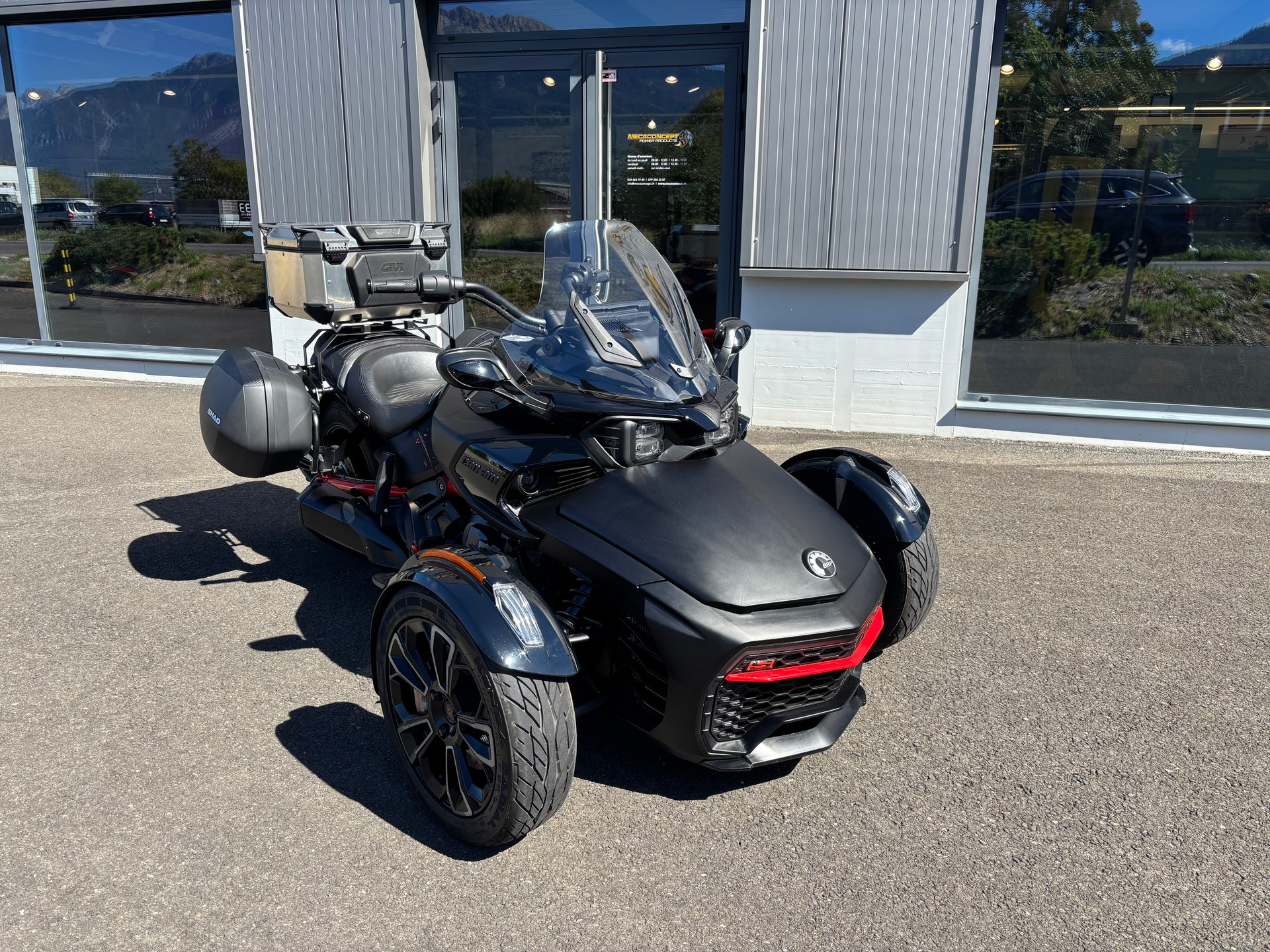 CAN-AM Spyder F3-S Special Series SE6-image-1