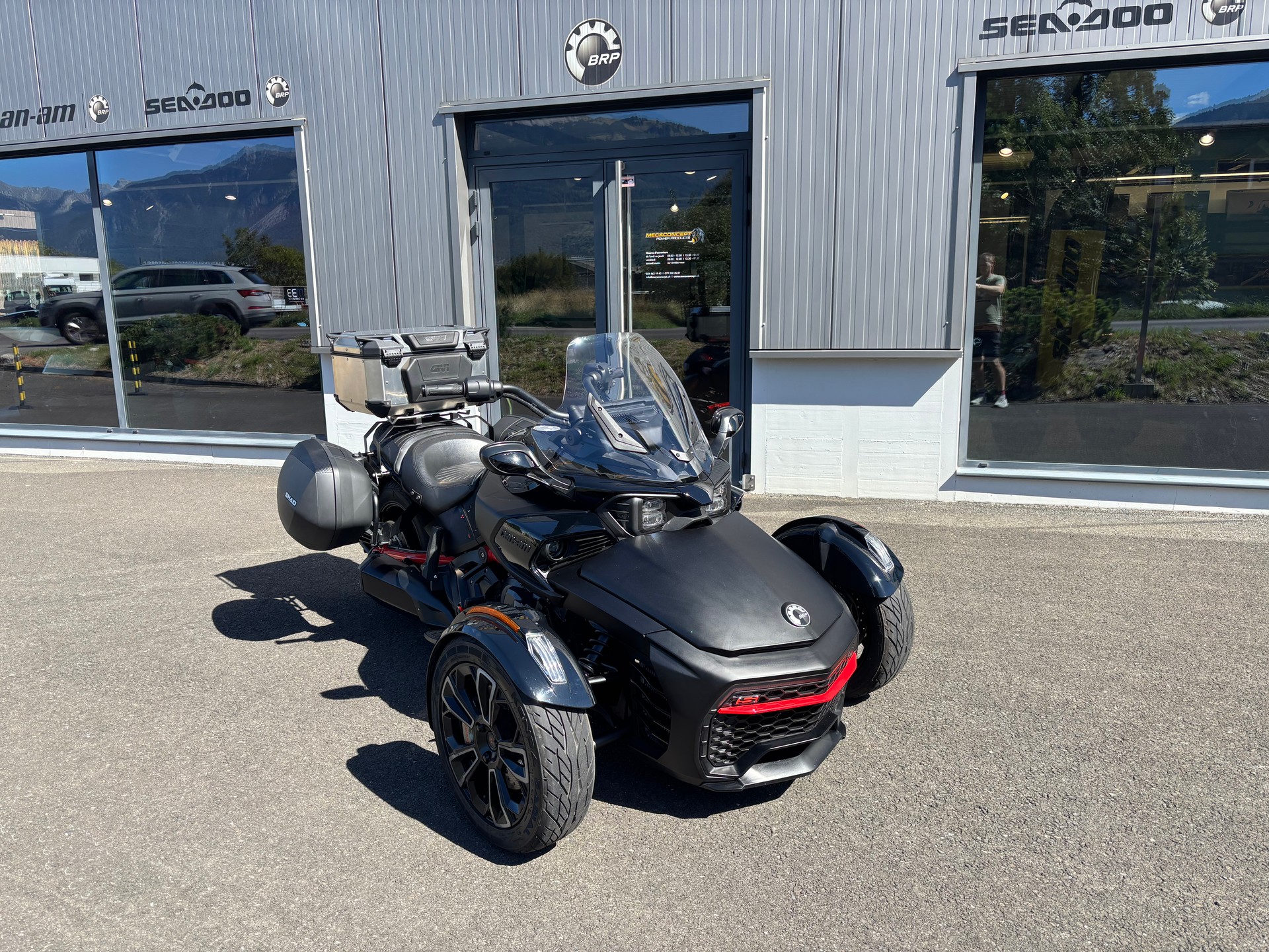 CAN-AM Spyder F3-S Special Series SE6-image-10