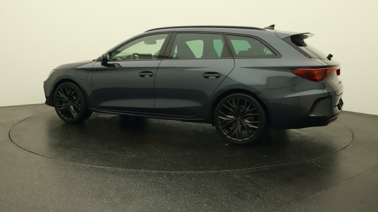 CUPRA LEON ST 1.5 e-HYBRID pHEV VZ Black Edition-showroom-element-2
