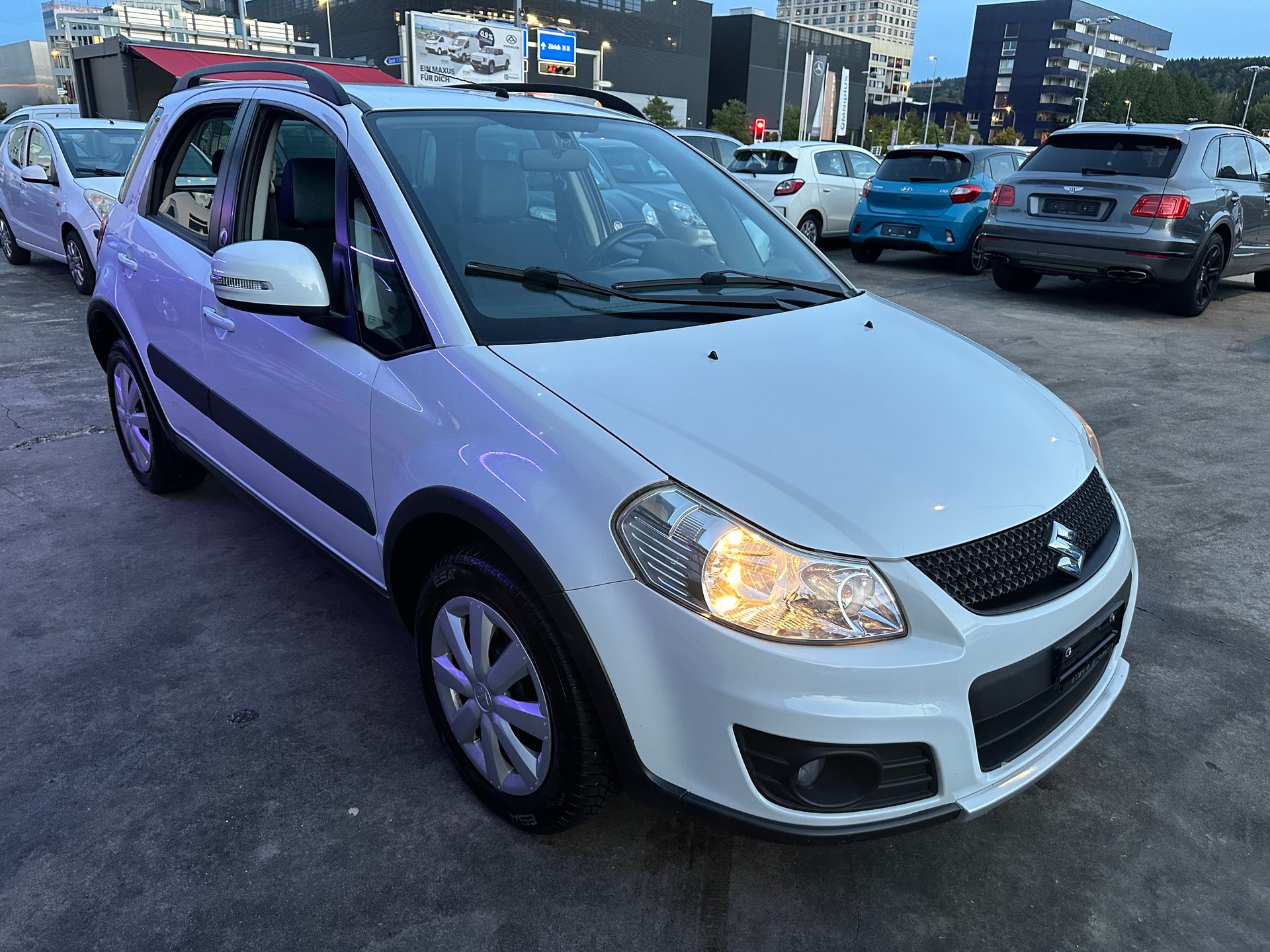 SUZUKI SX4 1.6 16V GL 4WD-showroom-element-3
