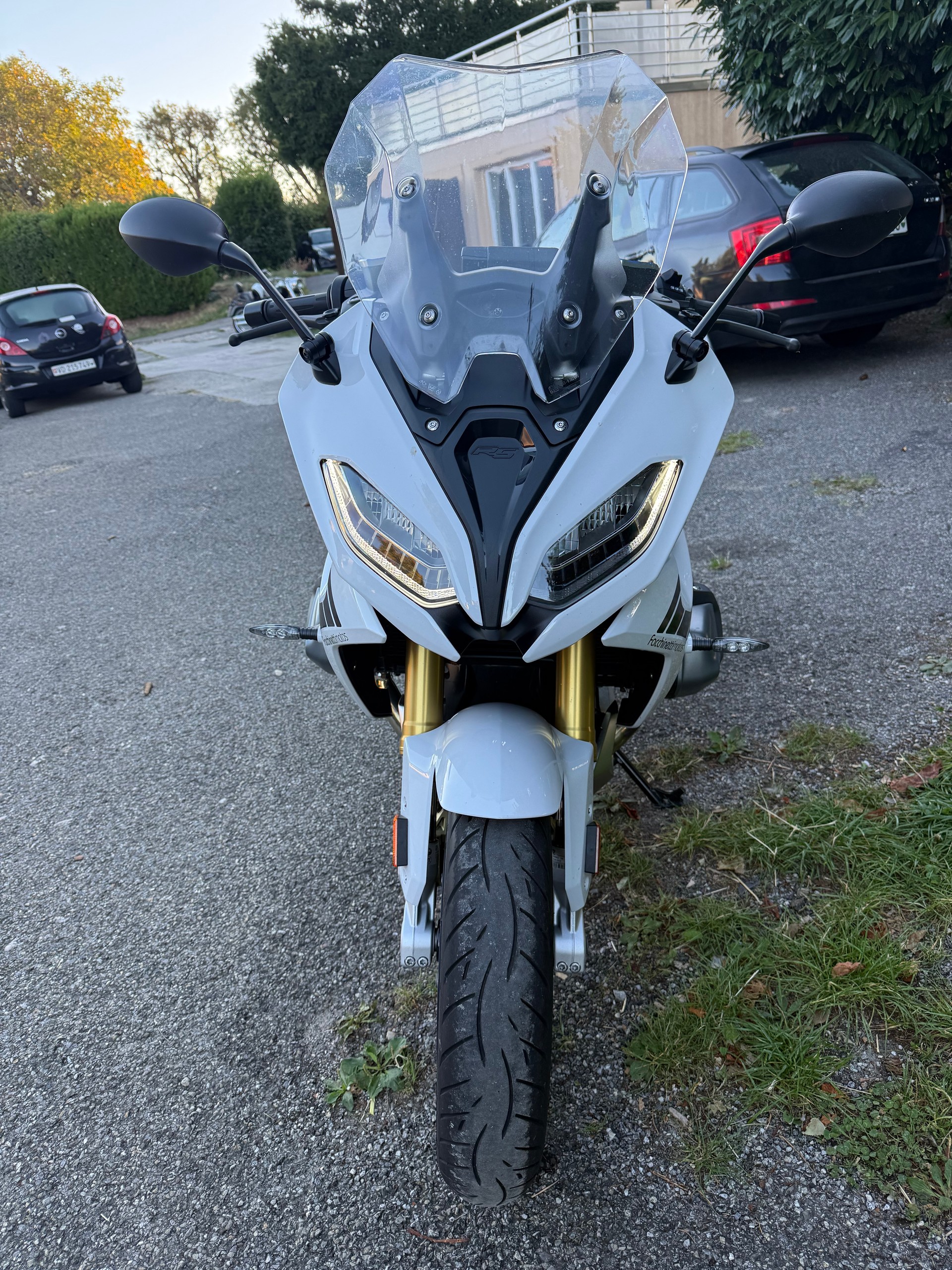 BMW Rs-image-4