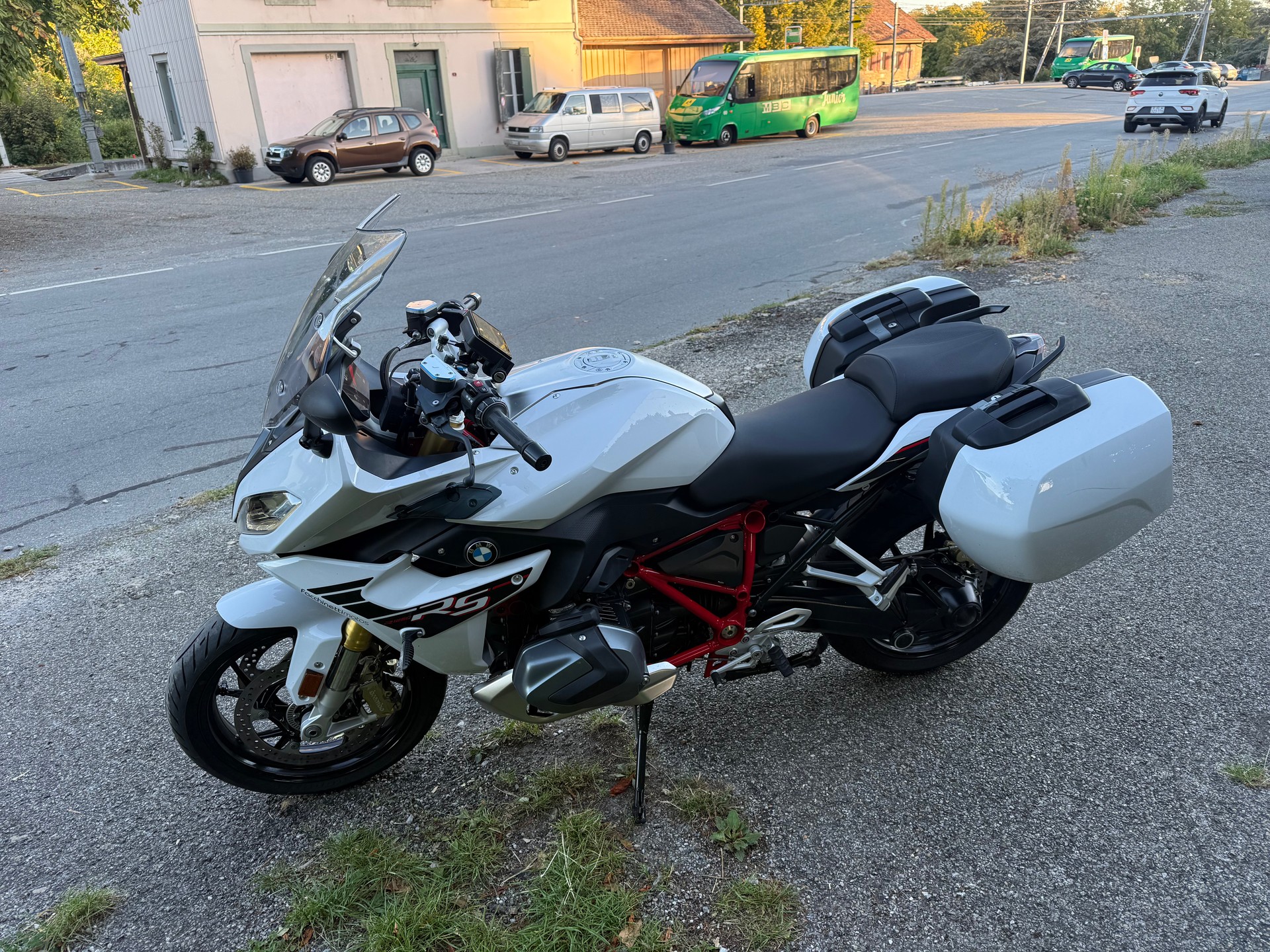 BMW Rs-image-3