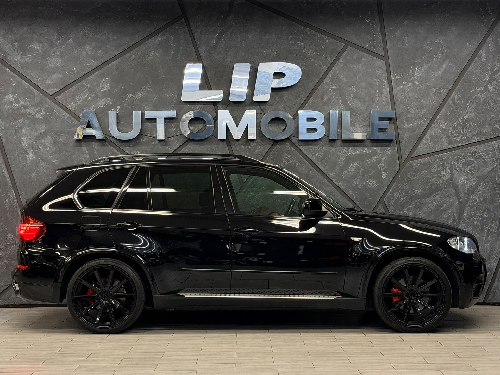 BMW X5 xDrive 40d Steptronic M-Sportpaket-showroom-element-3