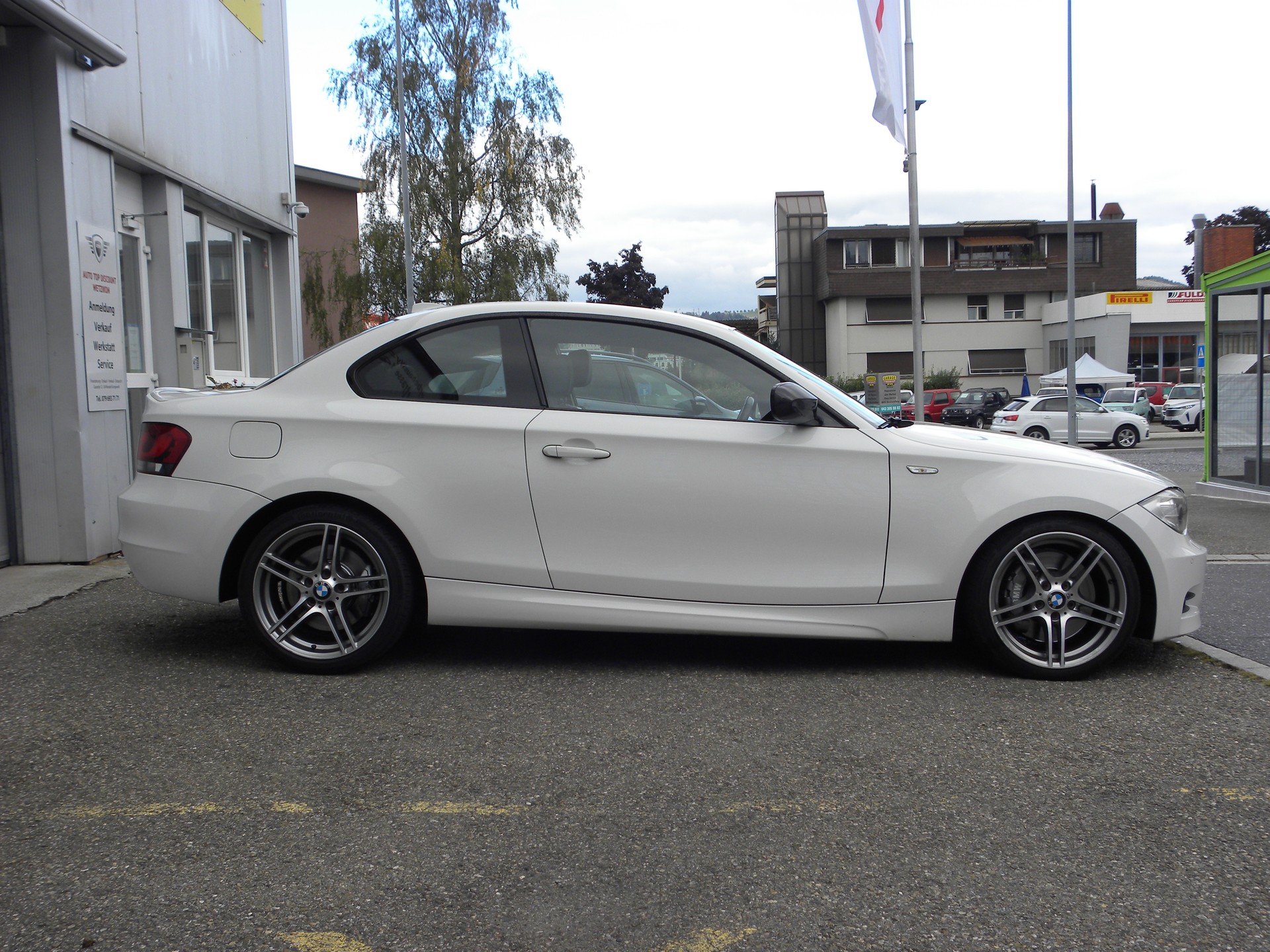 BMW 135i Coupé DSG Edition Sport-image-2