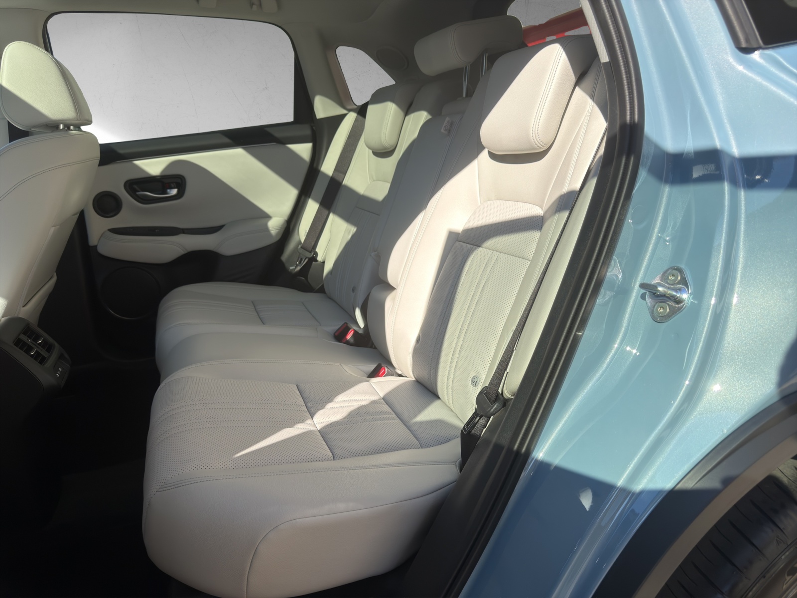 HONDA ZR-V 2.0i MMD Hybrid Advance Automatic-image-12