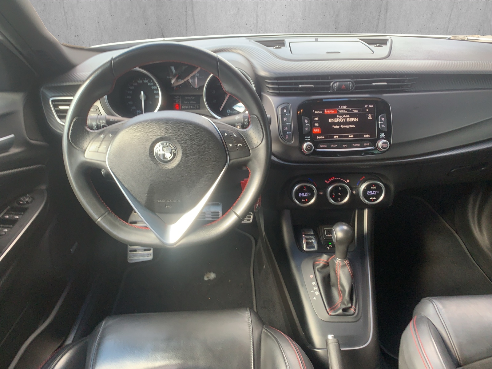 ALFA ROMEO Giulietta 1750 TBi Veloce TCT-image-8