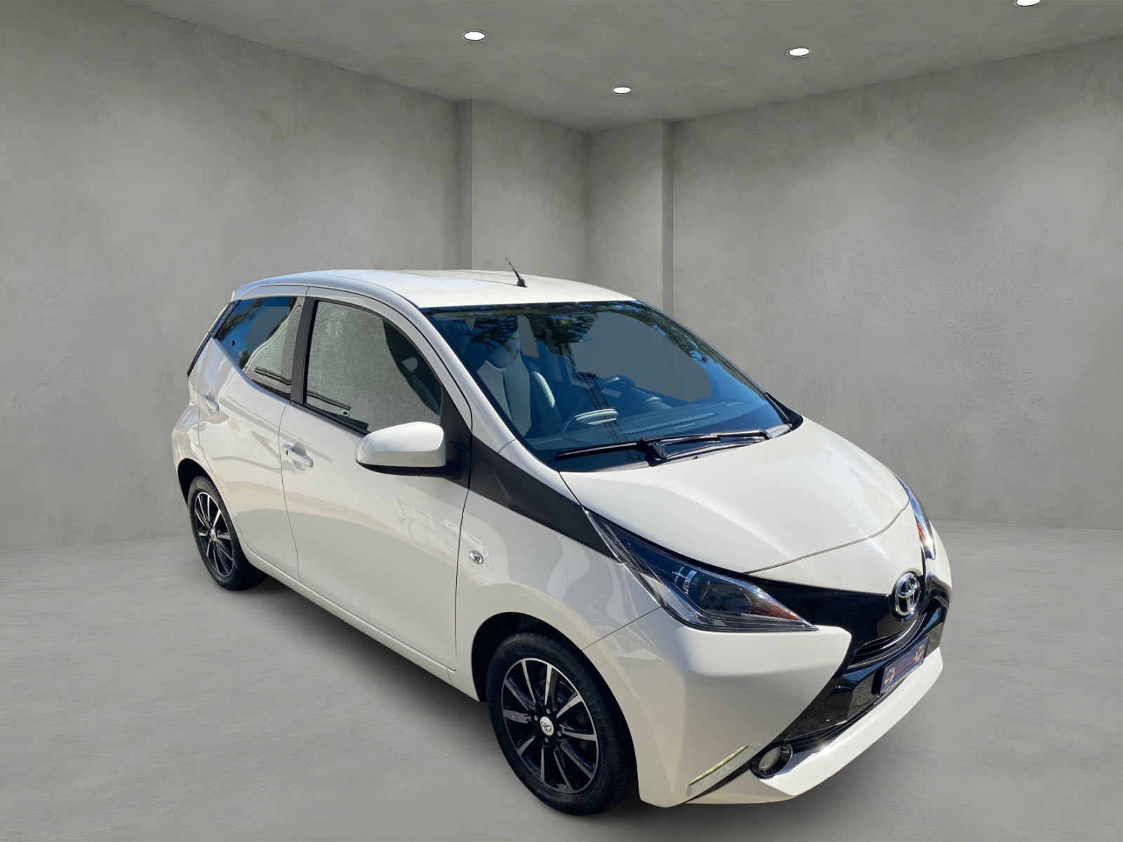TOYOTA Aygo 1.0 VVT-i Trend-showroom-element-3
