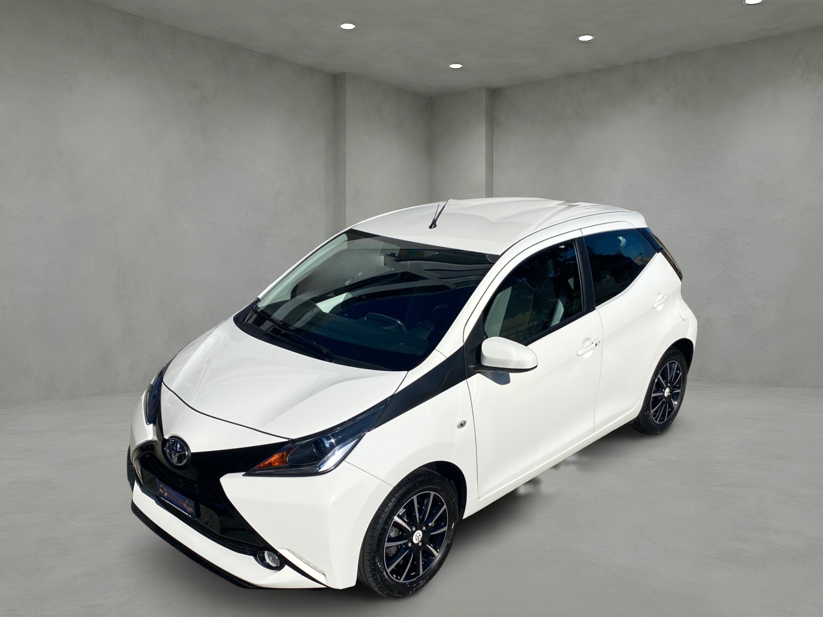 TOYOTA Aygo 1.0 VVT-i Trend-showroom-element-2