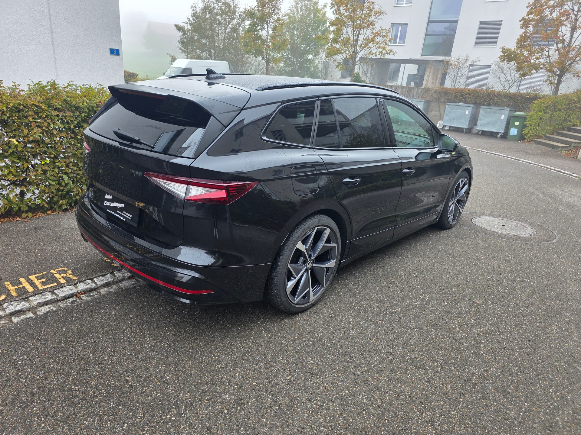 SKODA Enyaq RS 4x4-image-4