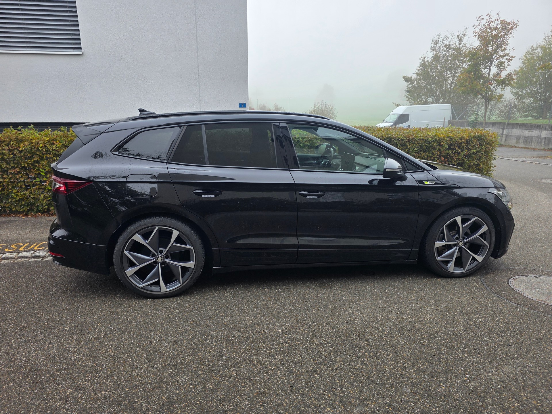 SKODA Enyaq RS 4x4-image-3
