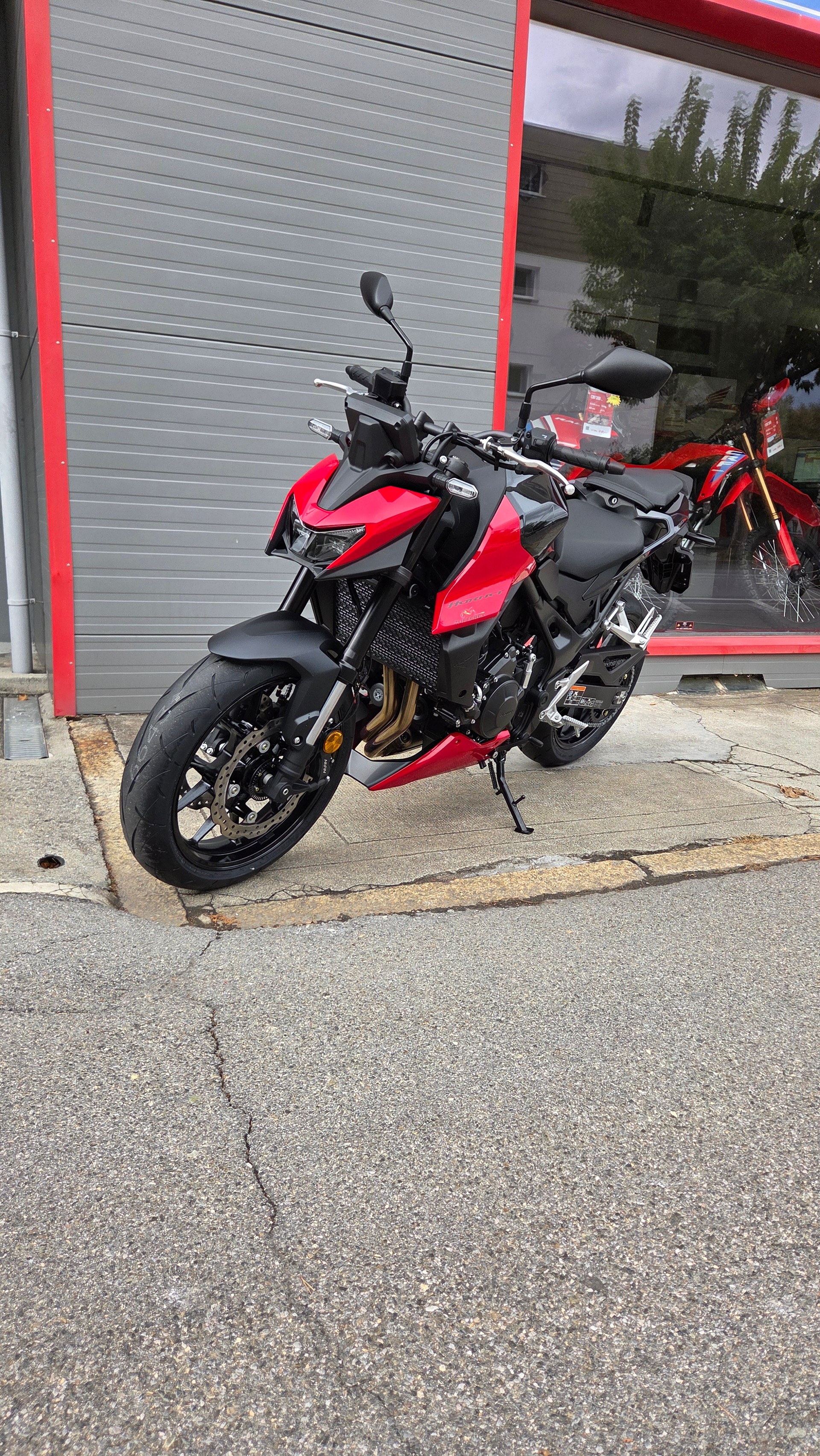HONDA CB 750 Hornet-image-2