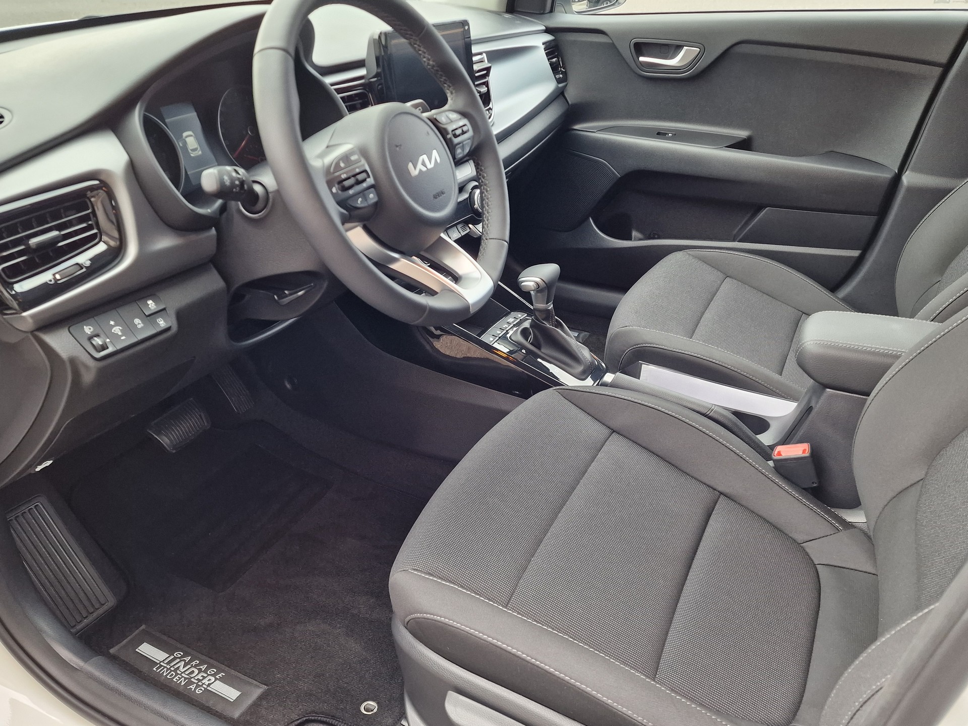 KIA Rio 1.0 T-GDi Power DCT-image-7