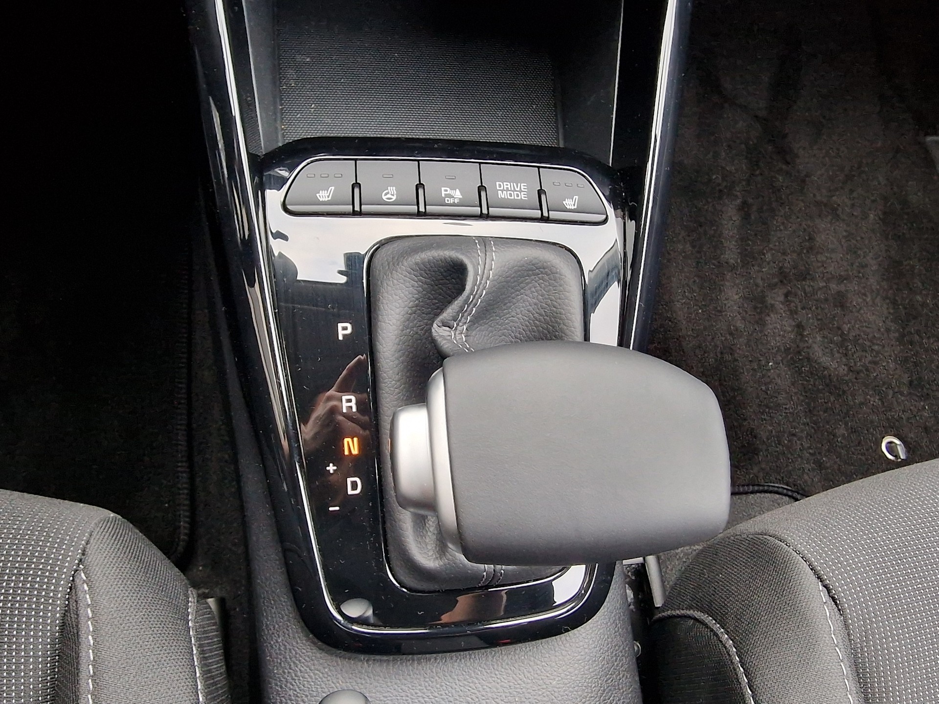 KIA Rio 1.0 T-GDi Power DCT-image-10
