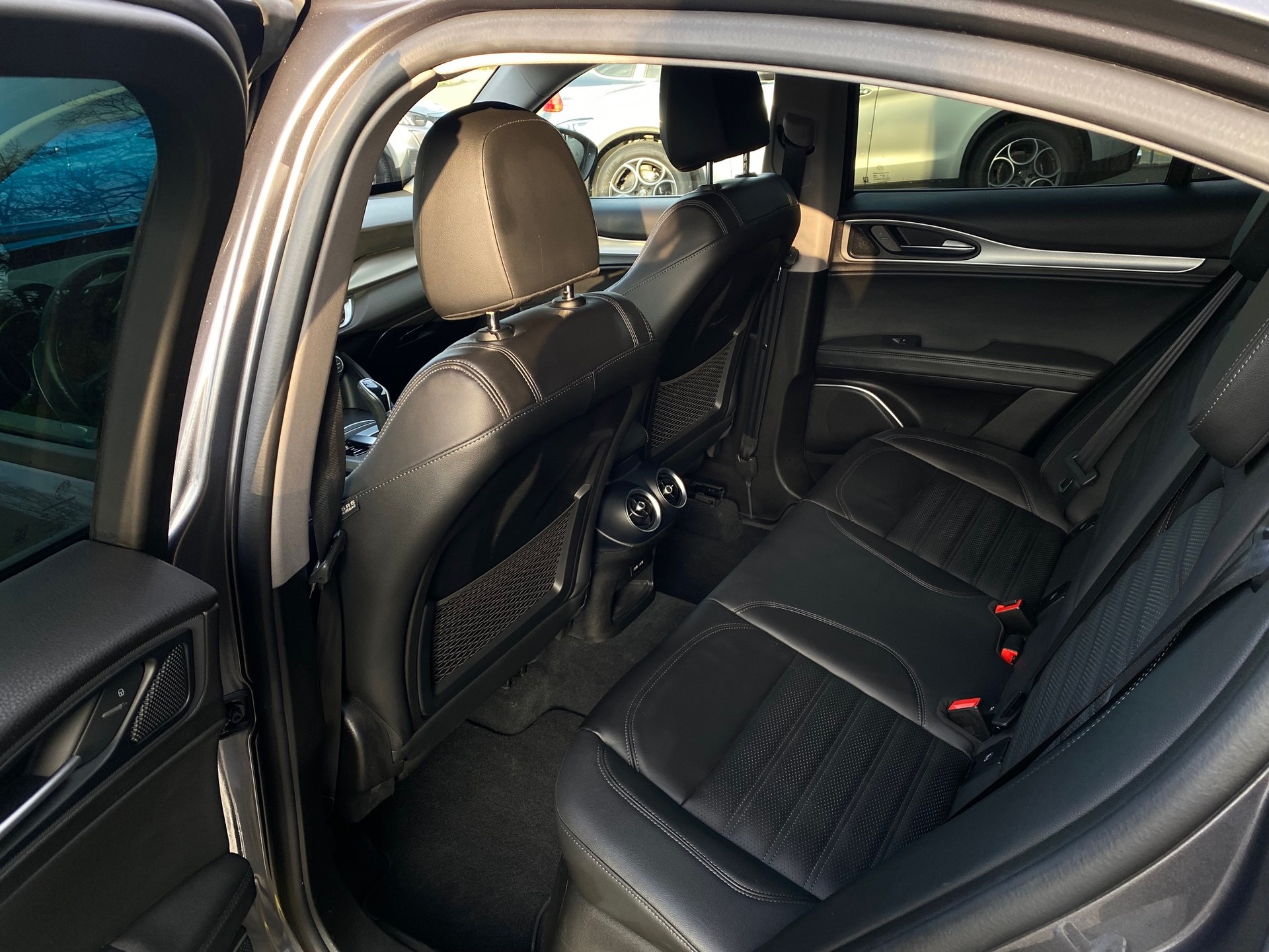 ALFA ROMEO Stelvio 2.0 Sprint Q4 Q4 Automatic-image-10