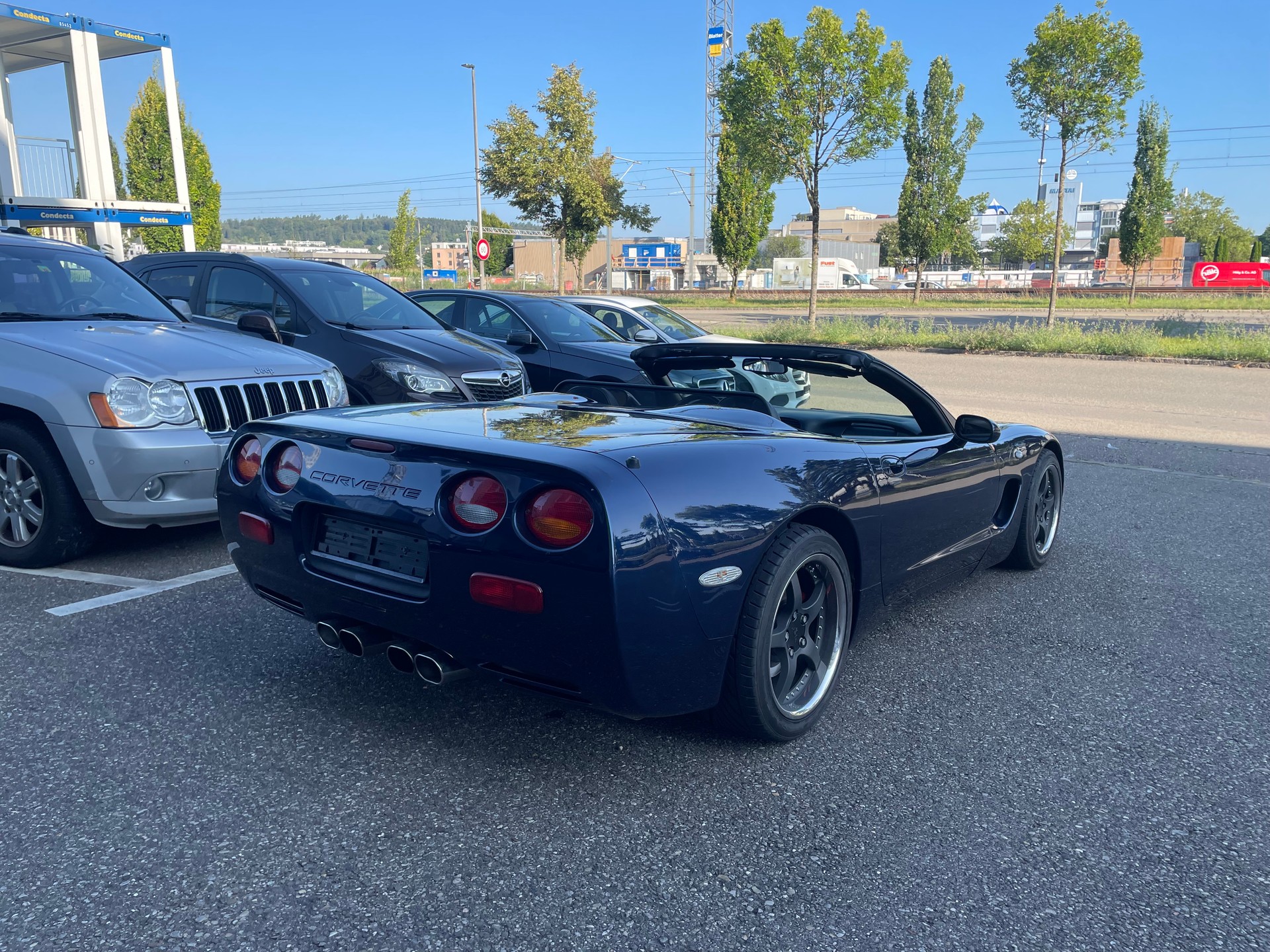 CHEVROLET Corvette 5.7 LS1 Convertible A-showroom-element-2