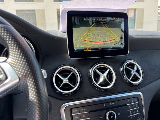 MERCEDES-BENZ Shooting Brake 180 AMG - Line 1.6-image-11