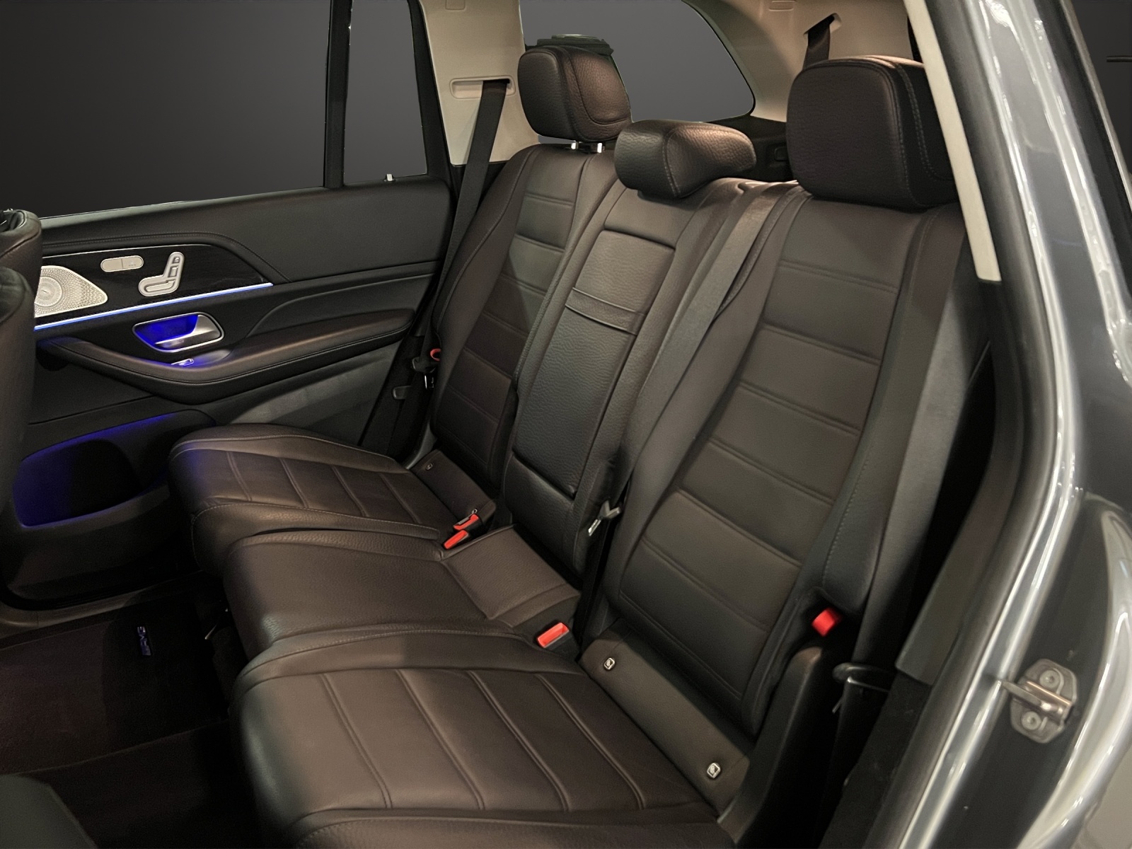 MERCEDES-BENZ GLS 400 d 4Matic AMG Line 9G-Tronic-image-11