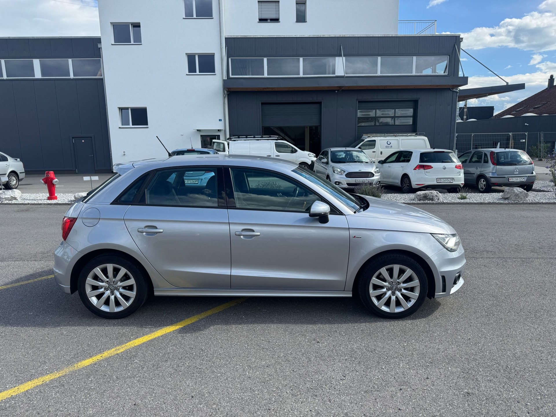 AUDI A1 Sportback 1.4 TFSI Ambition S-tronic-showroom-element-2