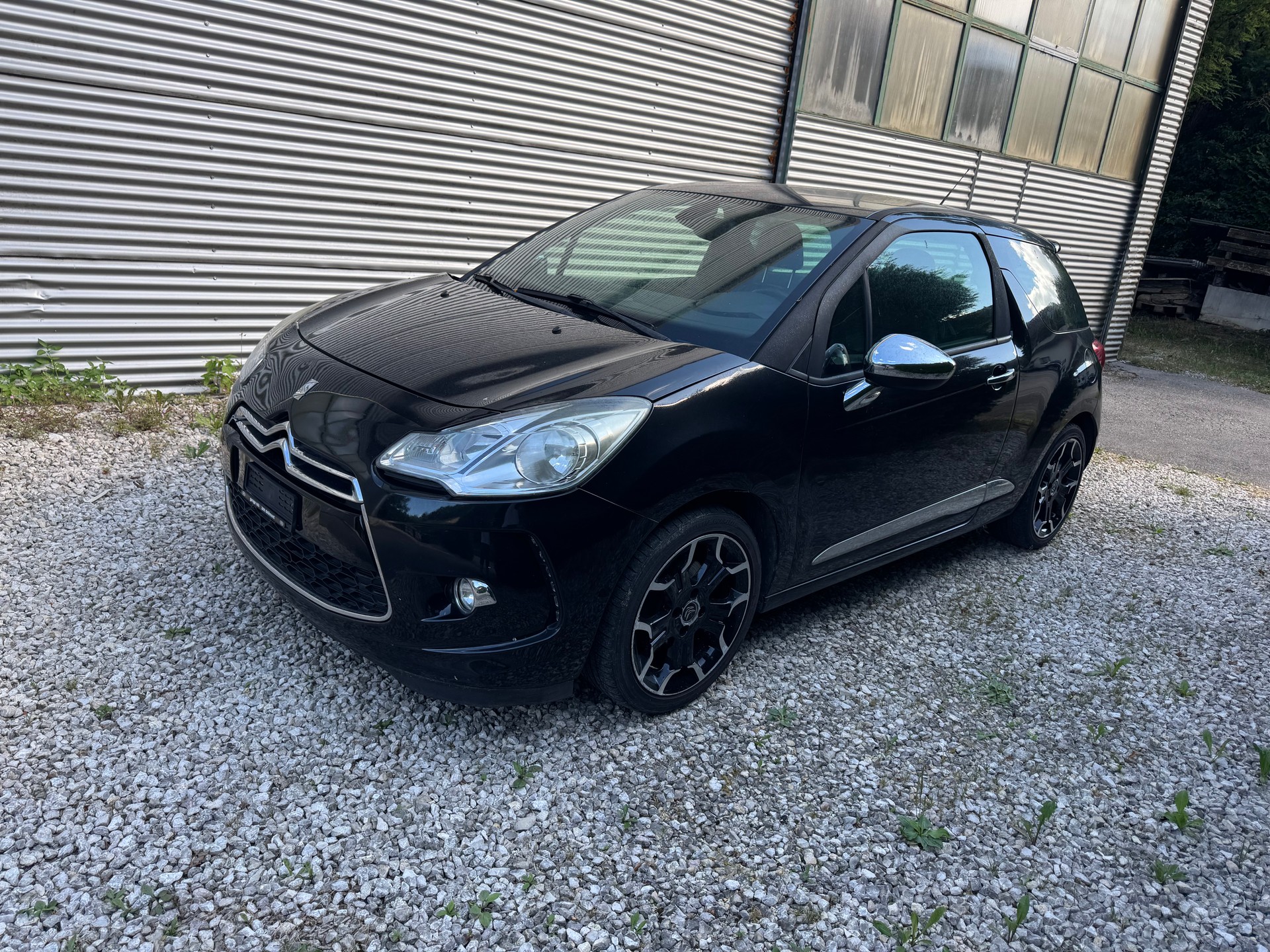 DS AUTOMOBILES DS3 1.6 THP Sport Chic-image-1