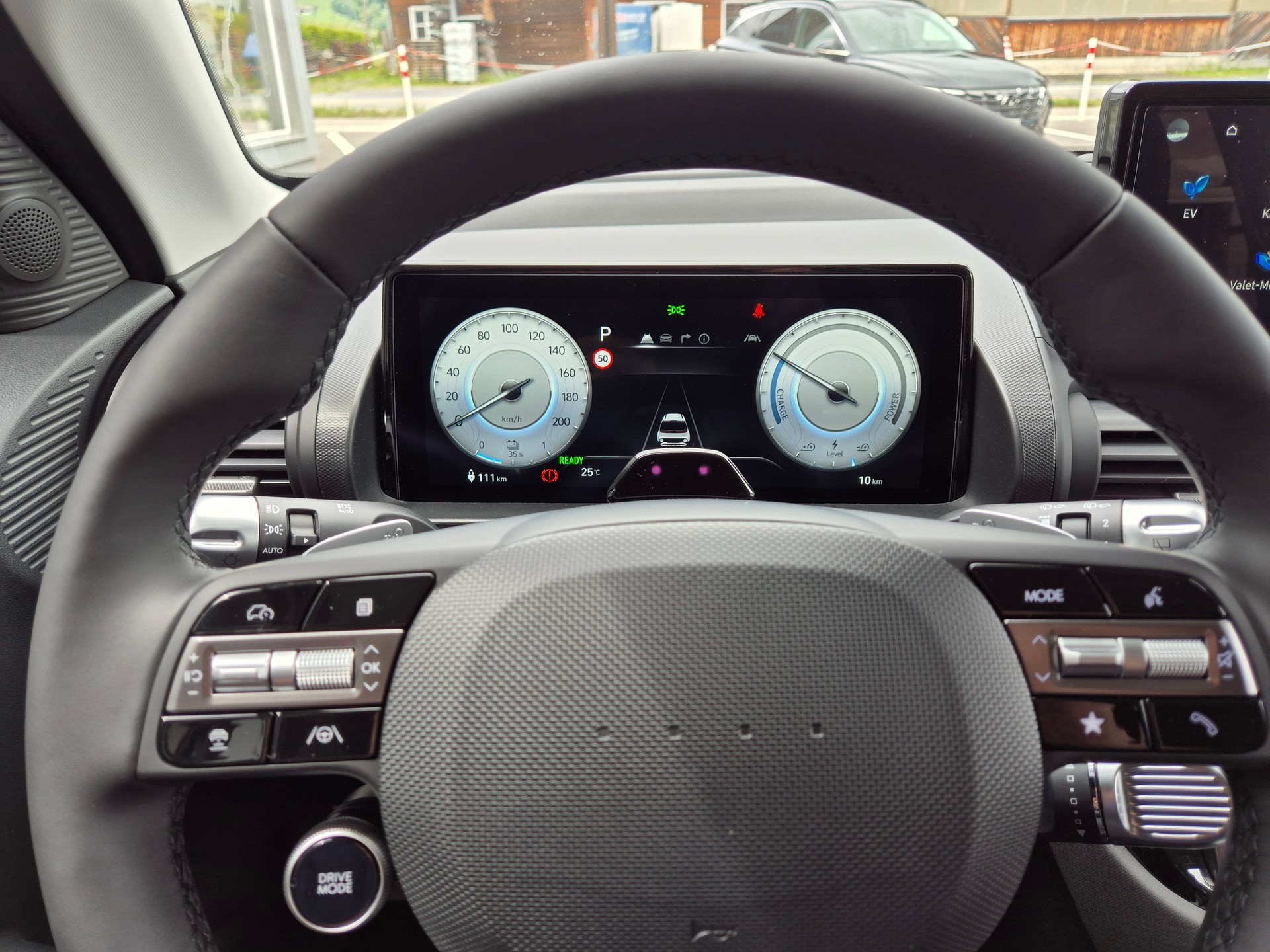 HYUNDAI Inster 49kWh Amplia-image-9