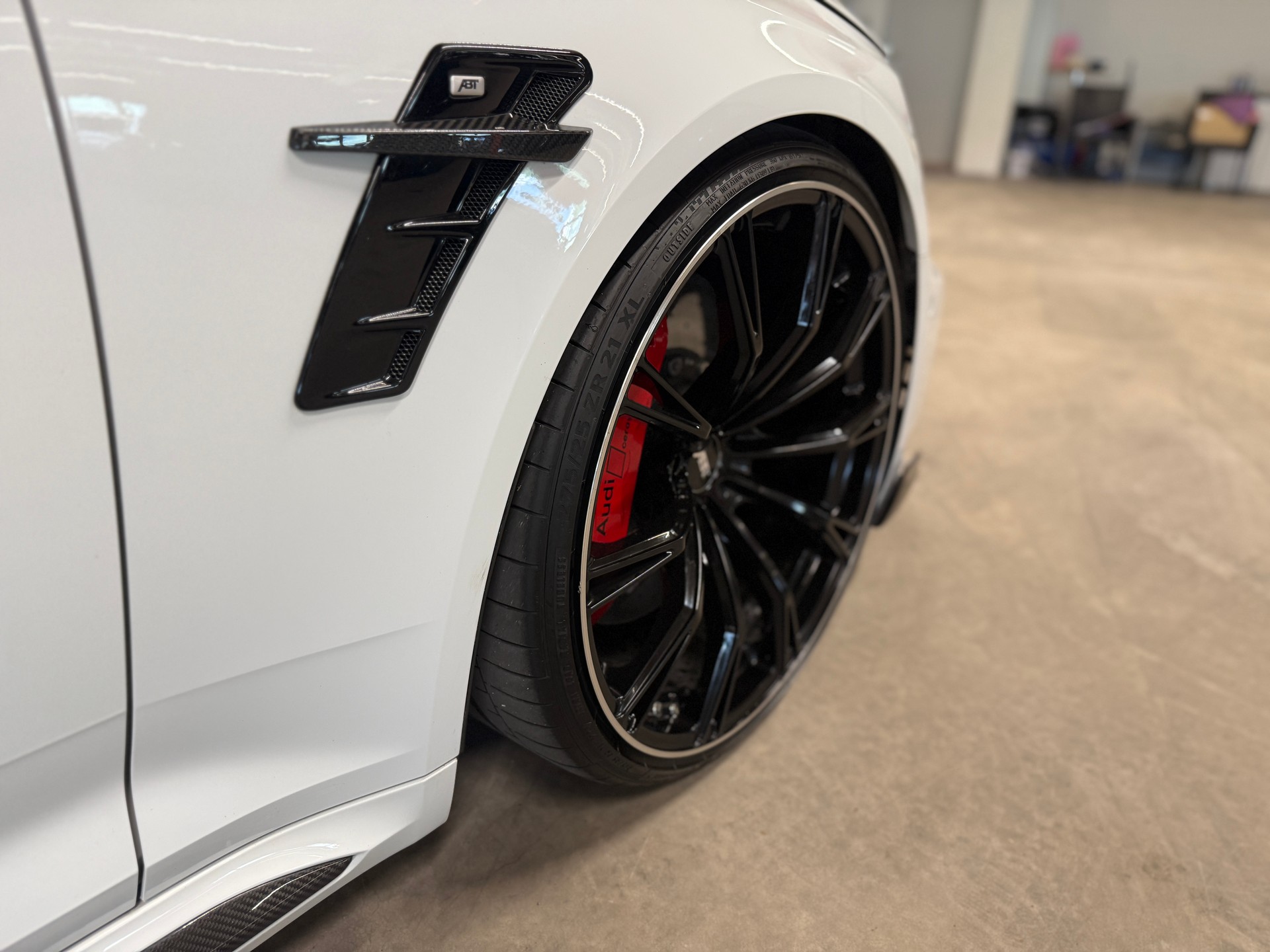 AUDI RS4+ Avant 2.9 TFSI quattro tiptronic-image-9