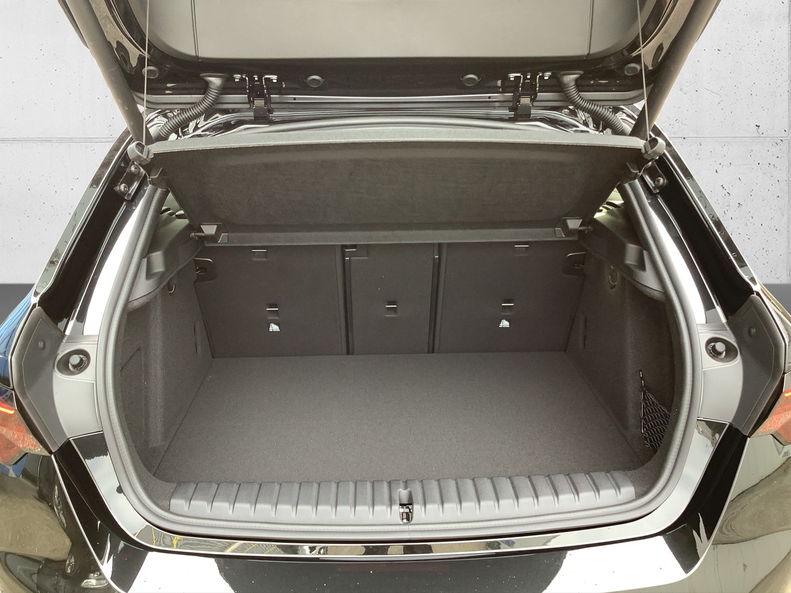 BMW 120d M Sport Pro-image-8