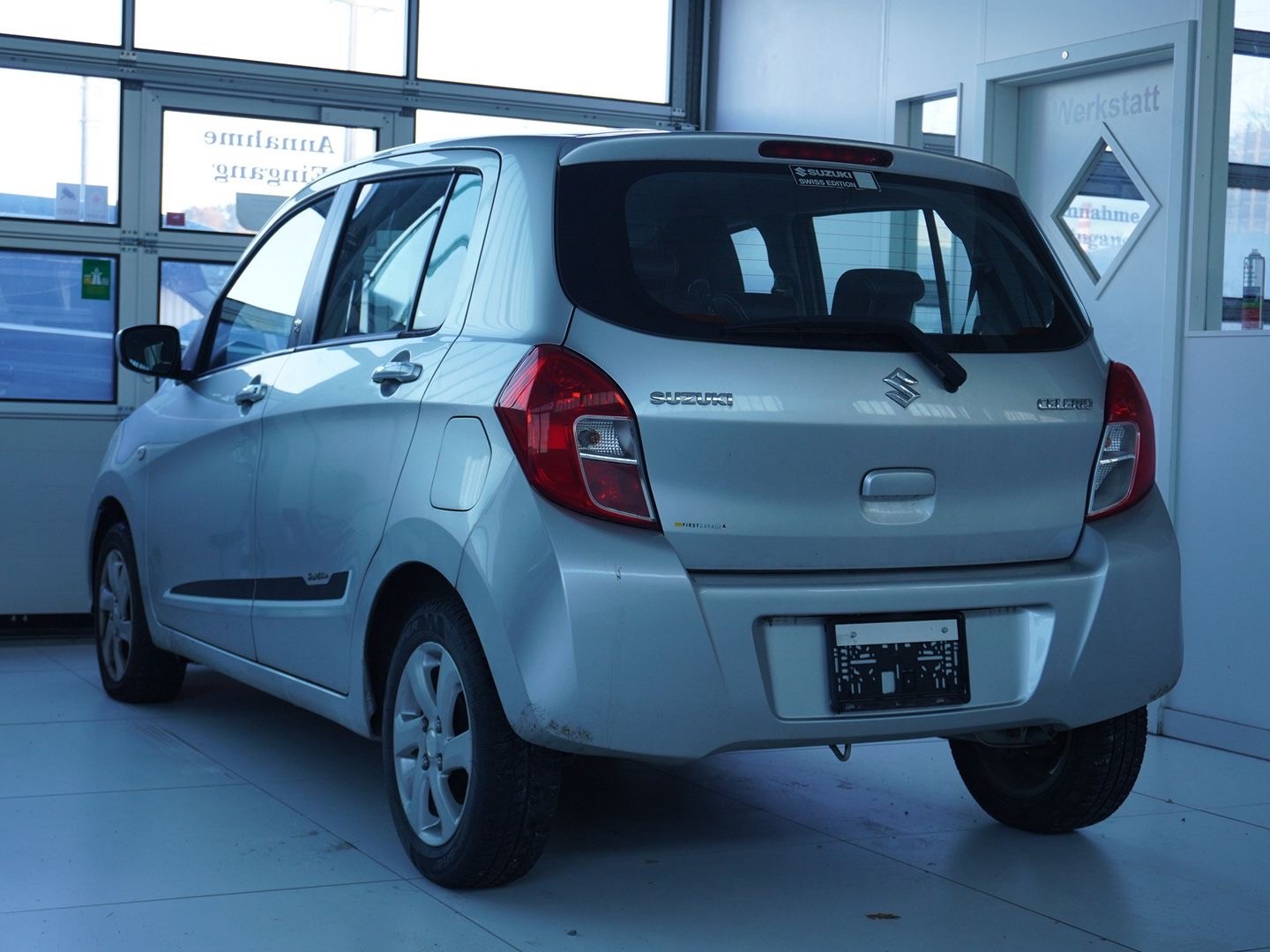 SUZUKI Celerio 1.0 Sergio Cellano Top AGS-image-1
