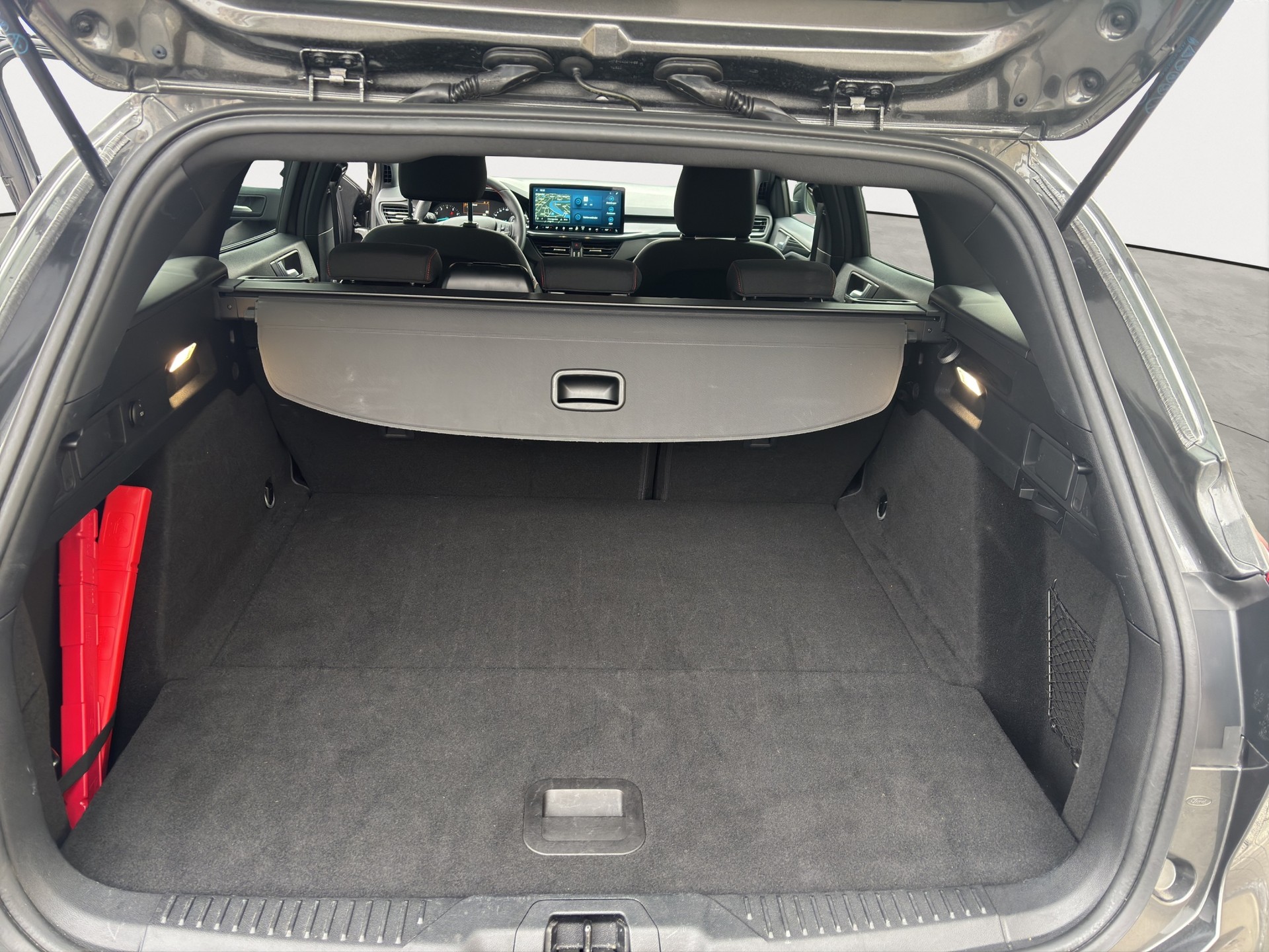 FORD Focus 1.0 MHEV ST-Line Automat-image-15