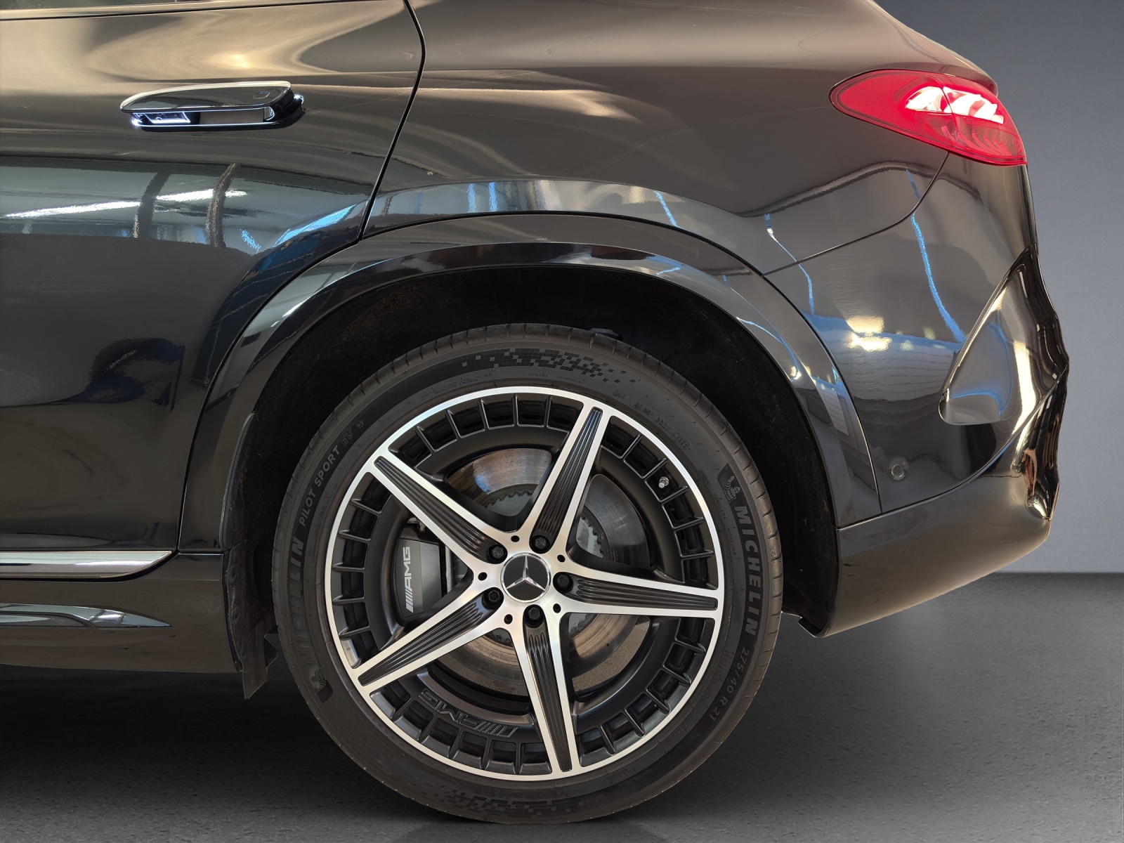 MERCEDES-BENZ EQE SUV AMG 43 4 M Exe.Ed-image-5