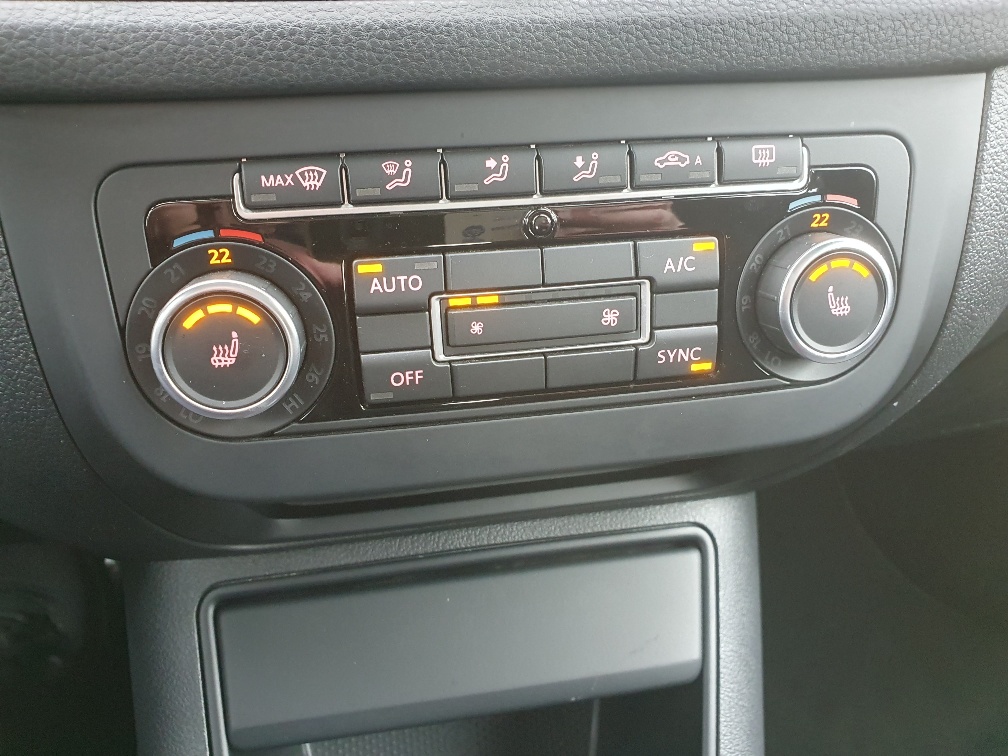 VW Tiguan 1.4 TSI BlueMotion Trend&Fun-image-10
